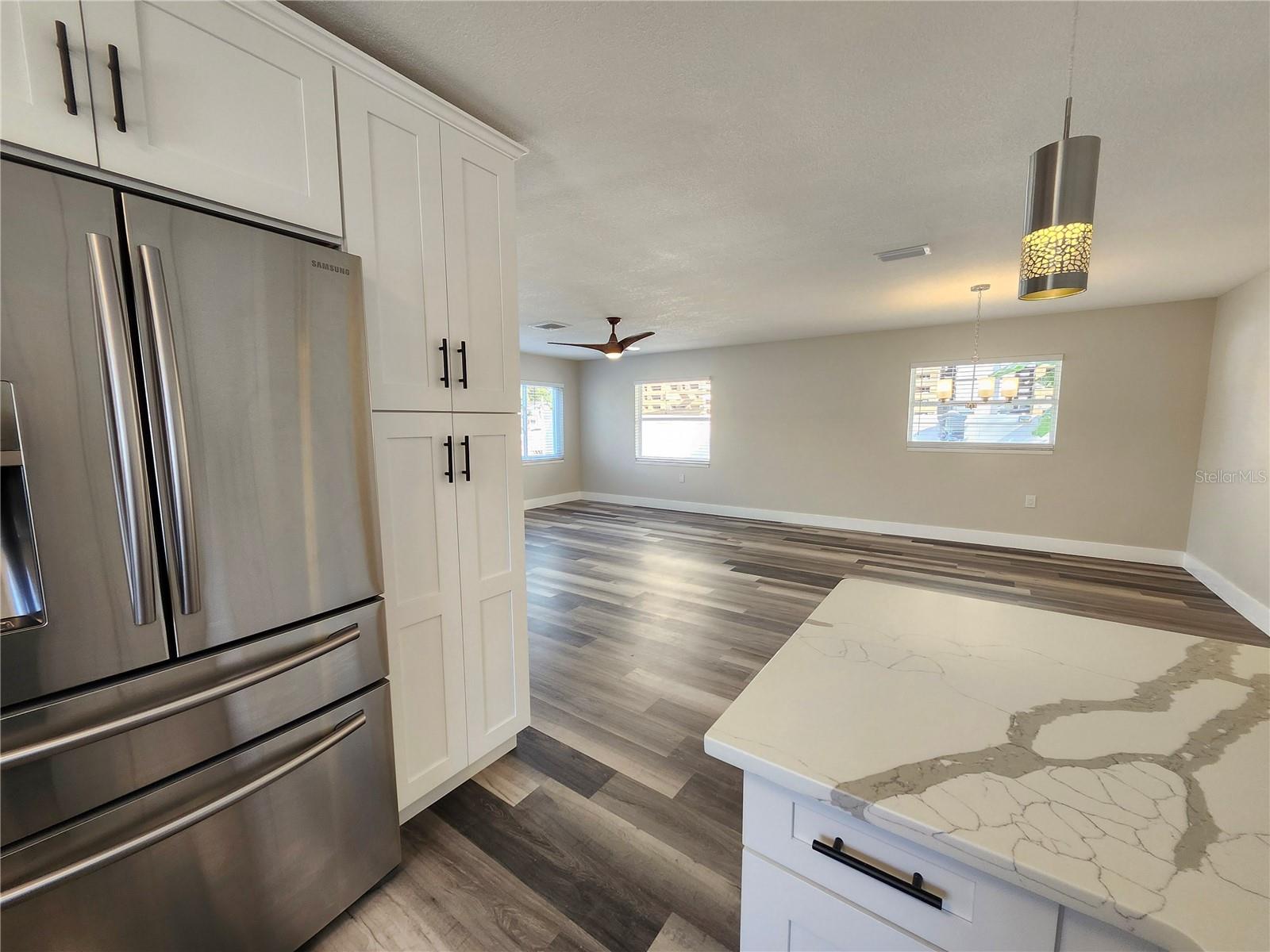 Image 8 of 30 For 1818 Shore Acres Boulevard Ne