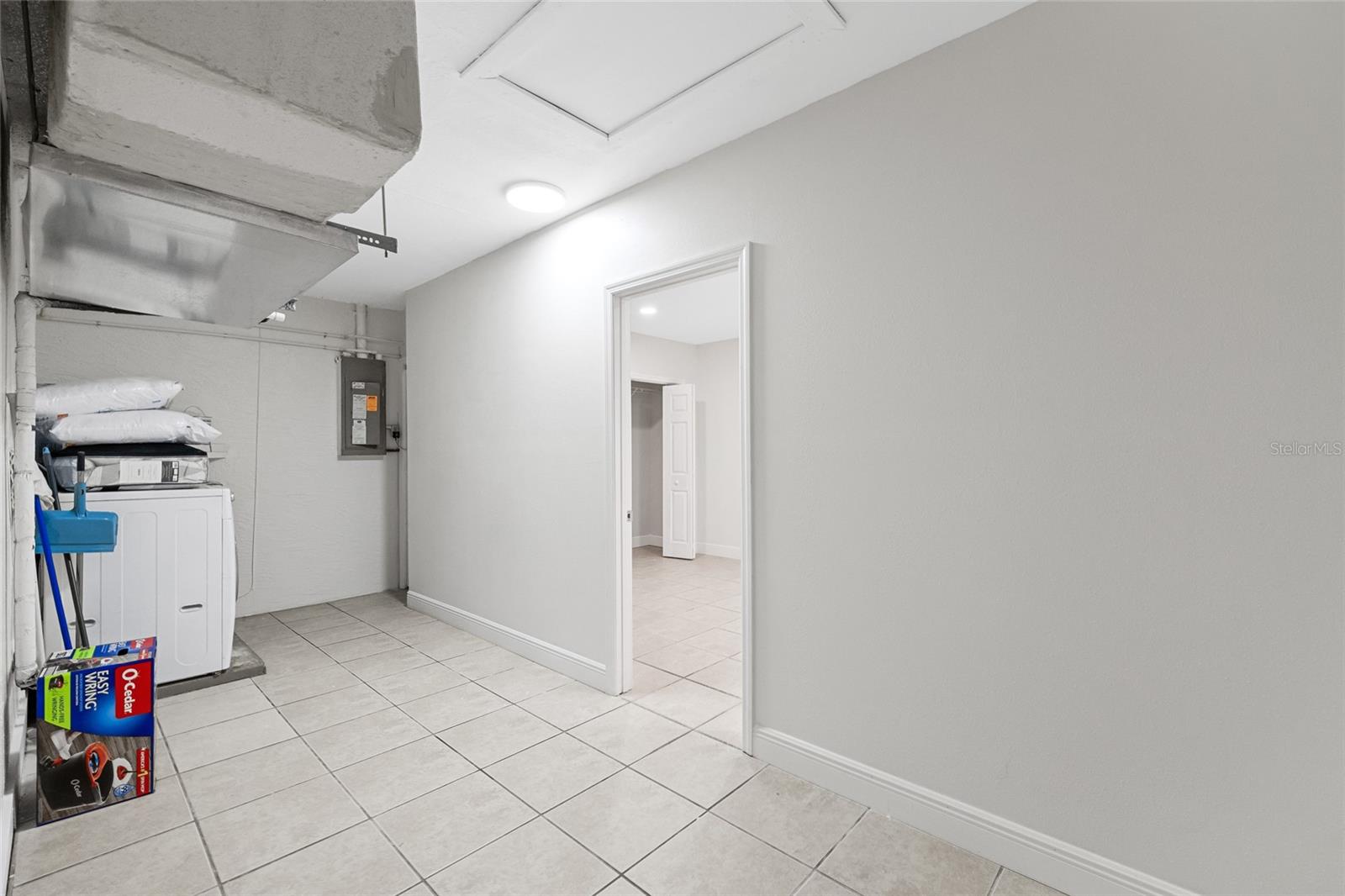 Image 29 of 37 For 11755 Linden Drive