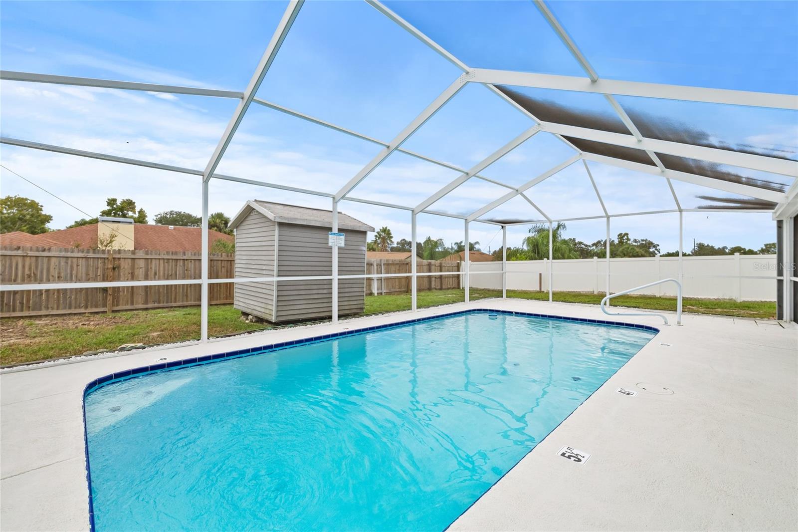 Image 33 of 37 For 11755 Linden Drive