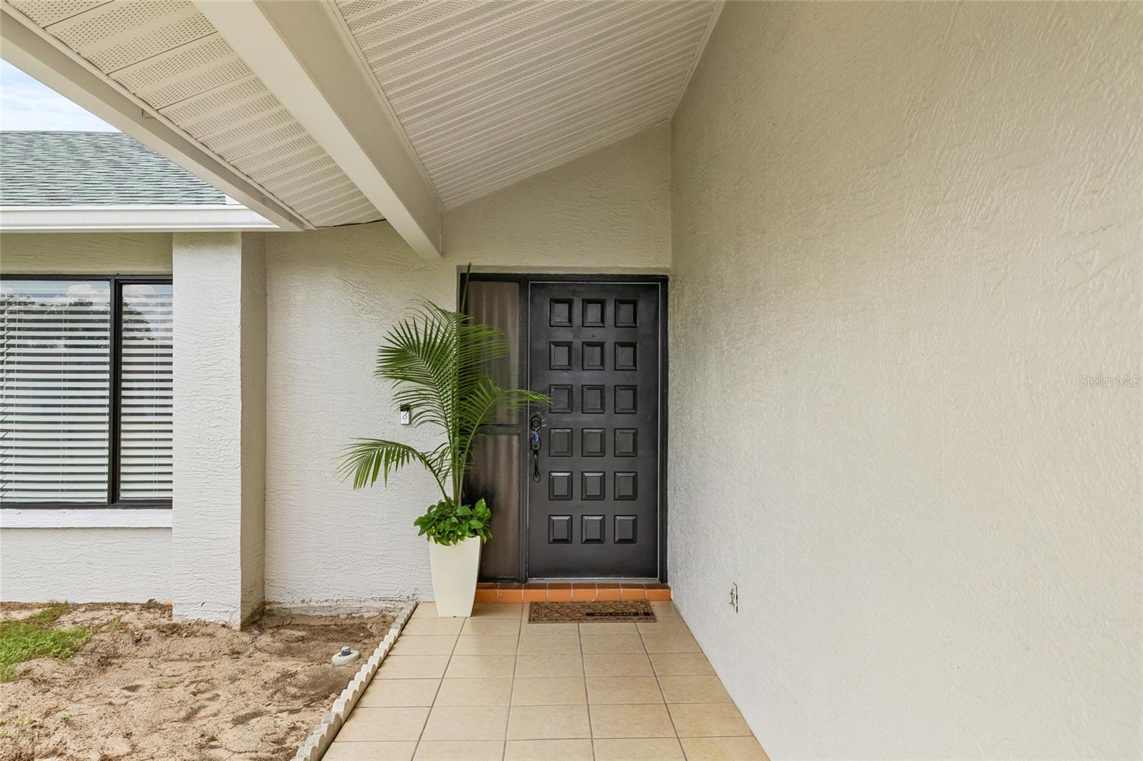 Image 5 of 37 For 11755 Linden Drive