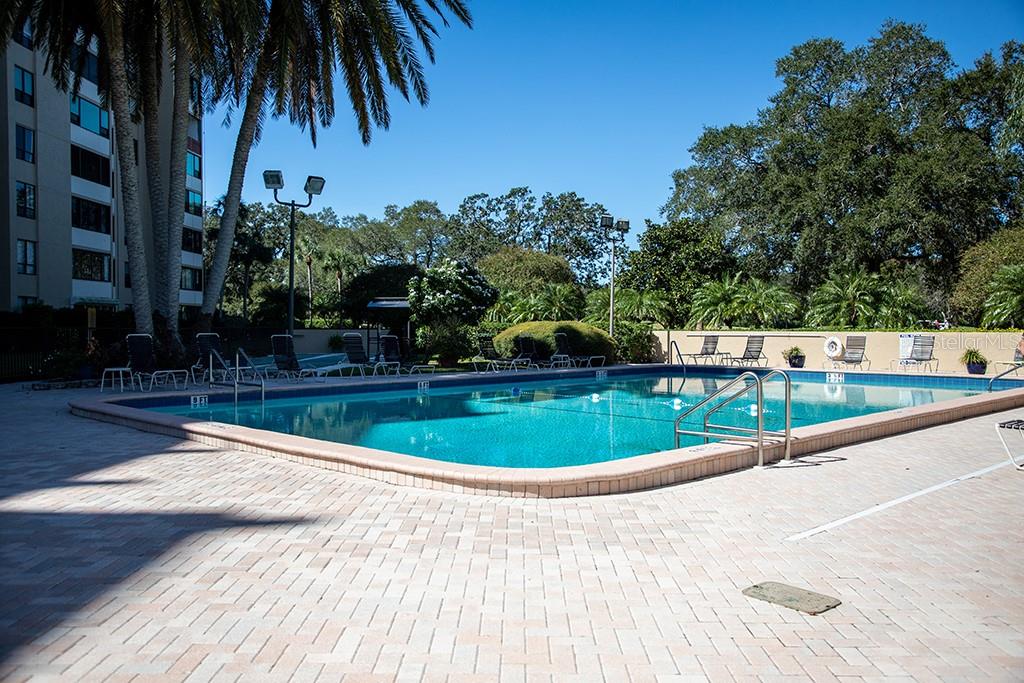 Image 39 of 54 For 2620 Cove Cay Drive 601