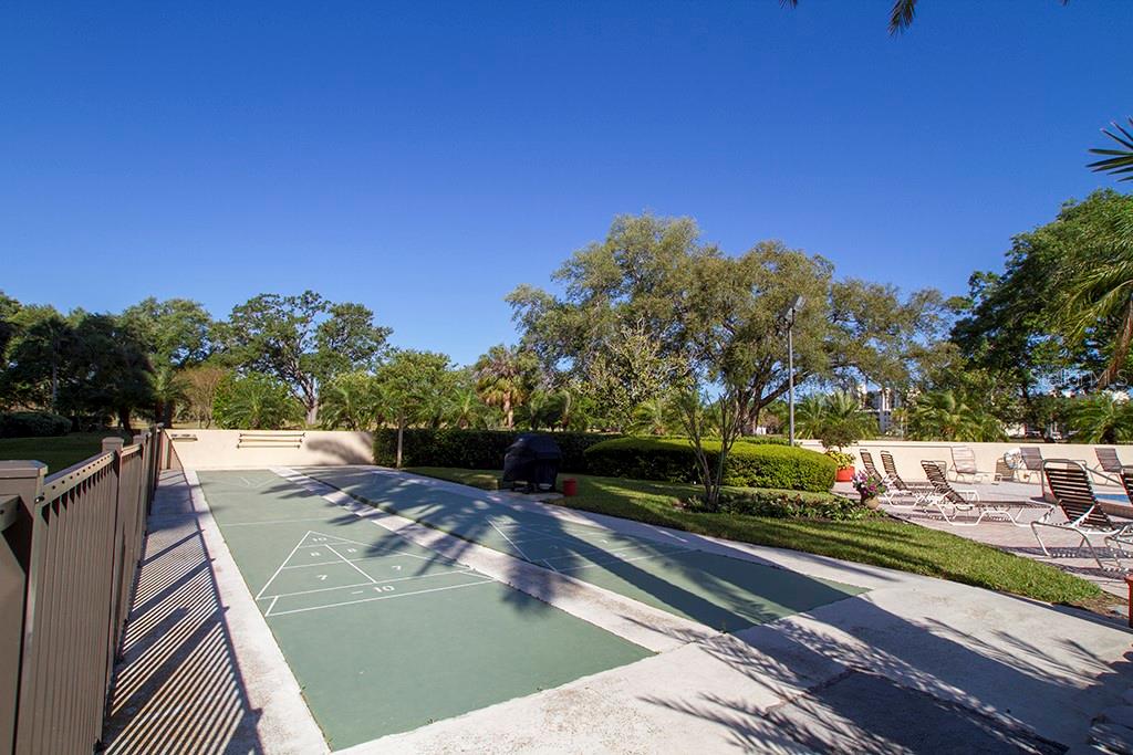 Image 47 of 54 For 2620 Cove Cay Drive 601