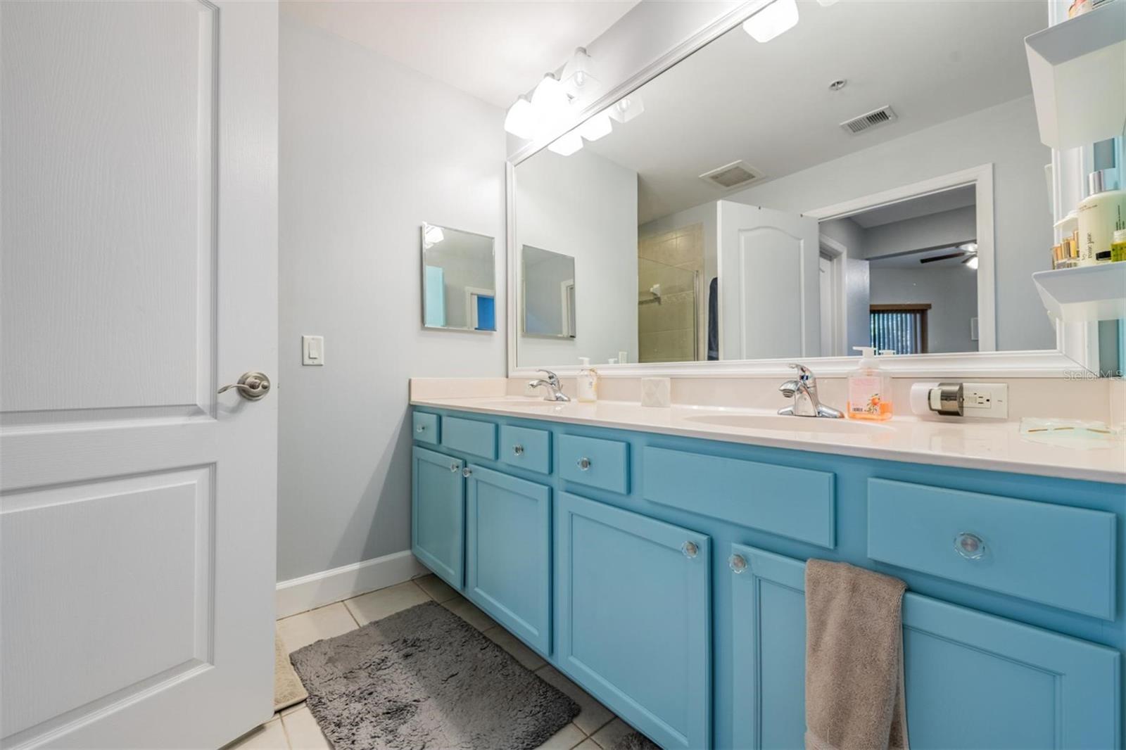 Image 17 of 32 For 12033 Gandy Boulevard N 135