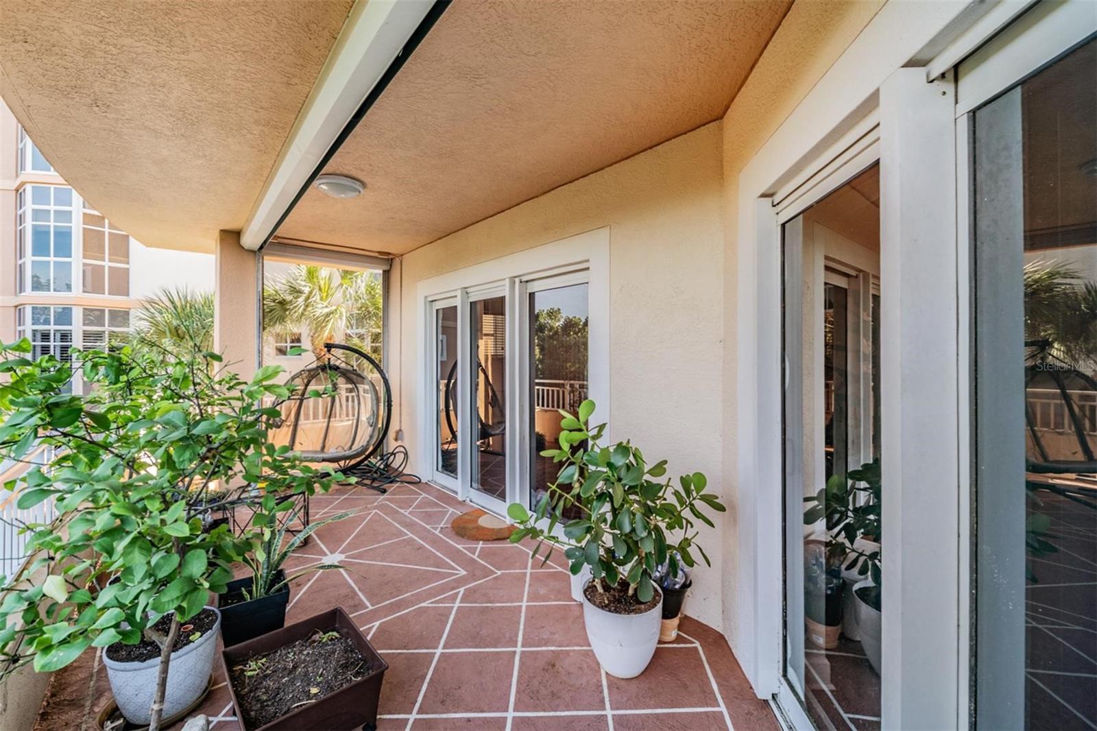 Image 21 of 32 For 12033 Gandy Boulevard N 135