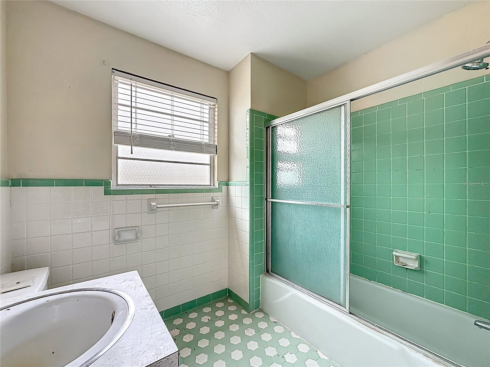 Image 23 of 63 For 281 Marks Drive