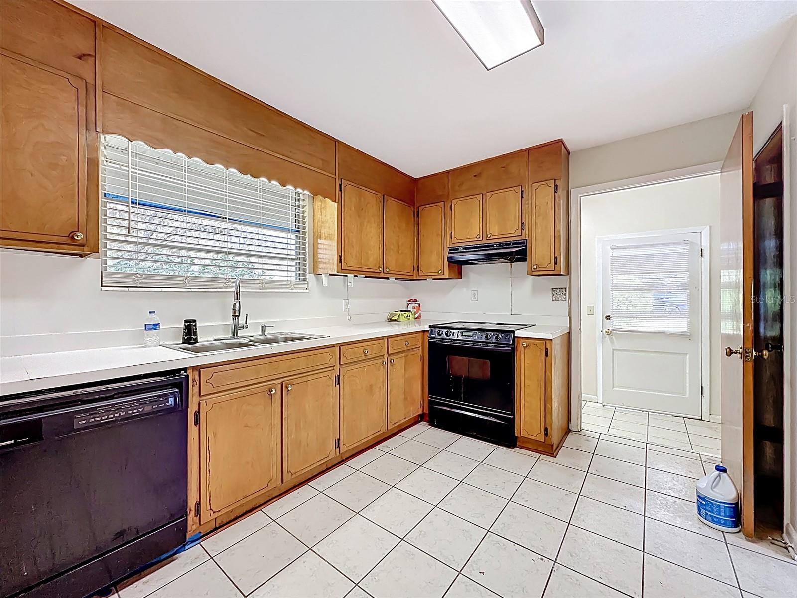 Image 48 of 63 For 281 Marks Drive