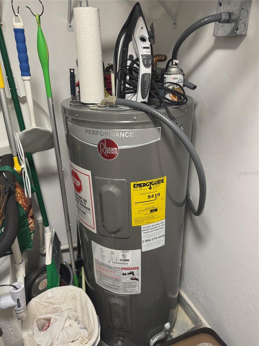 Image 27 of 33 For 4955 Pepper Circle B207