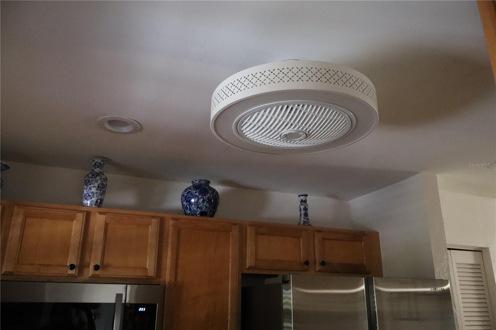 Image 5 of 33 For 4955 Pepper Circle B207