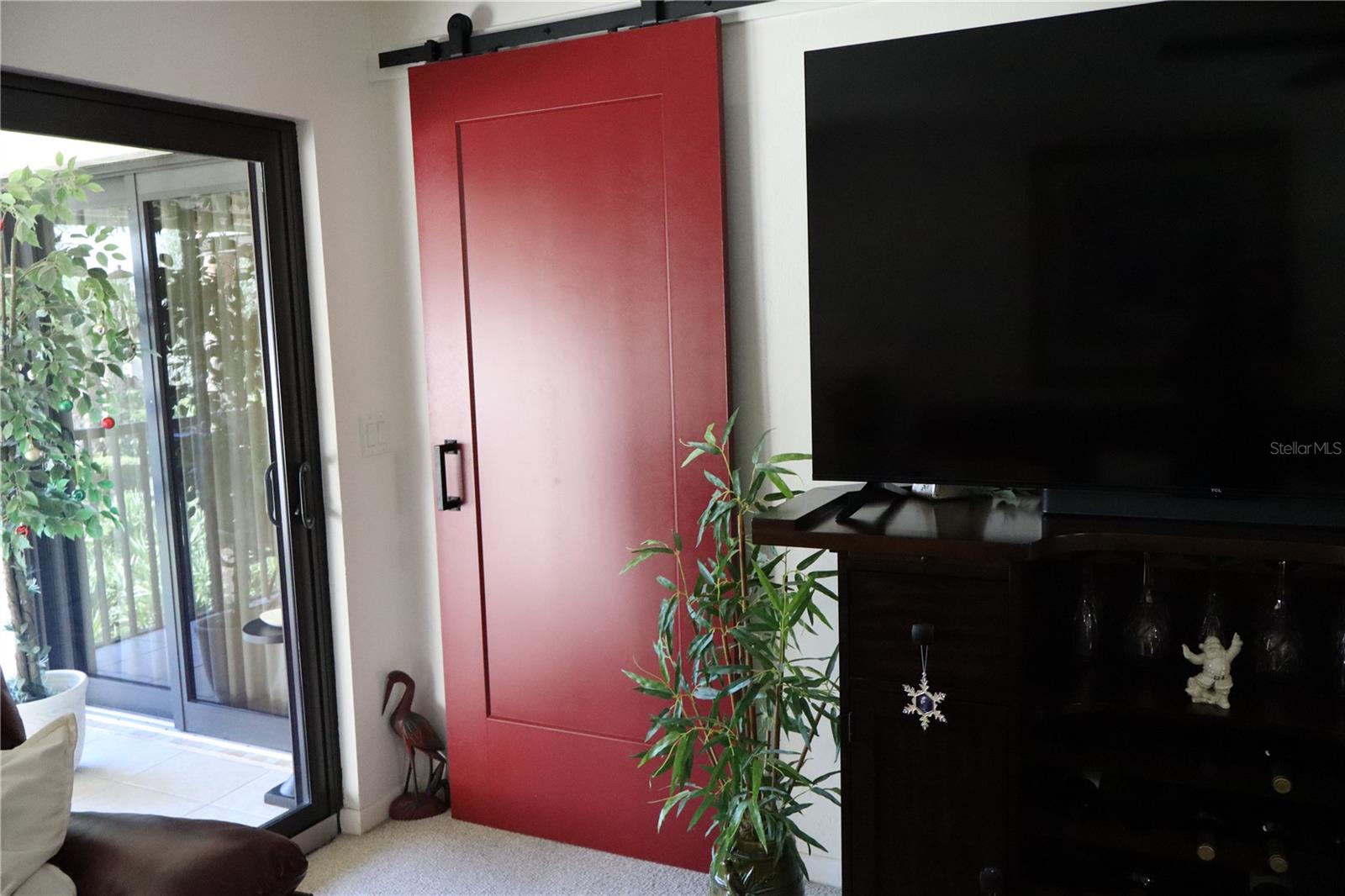 Image 9 of 33 For 4955 Pepper Circle B207