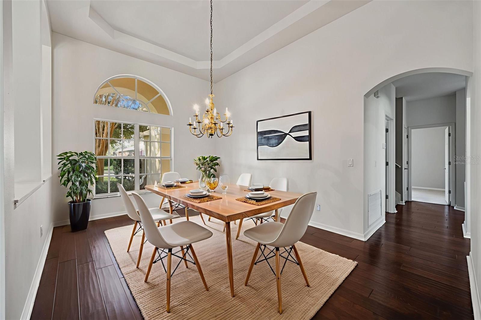 Image 10 of 58 For 1452 Kensington Woods Drive