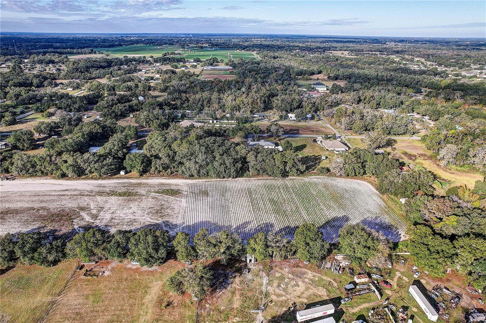 Listing photo id 10 for 4822 Nesmith Road