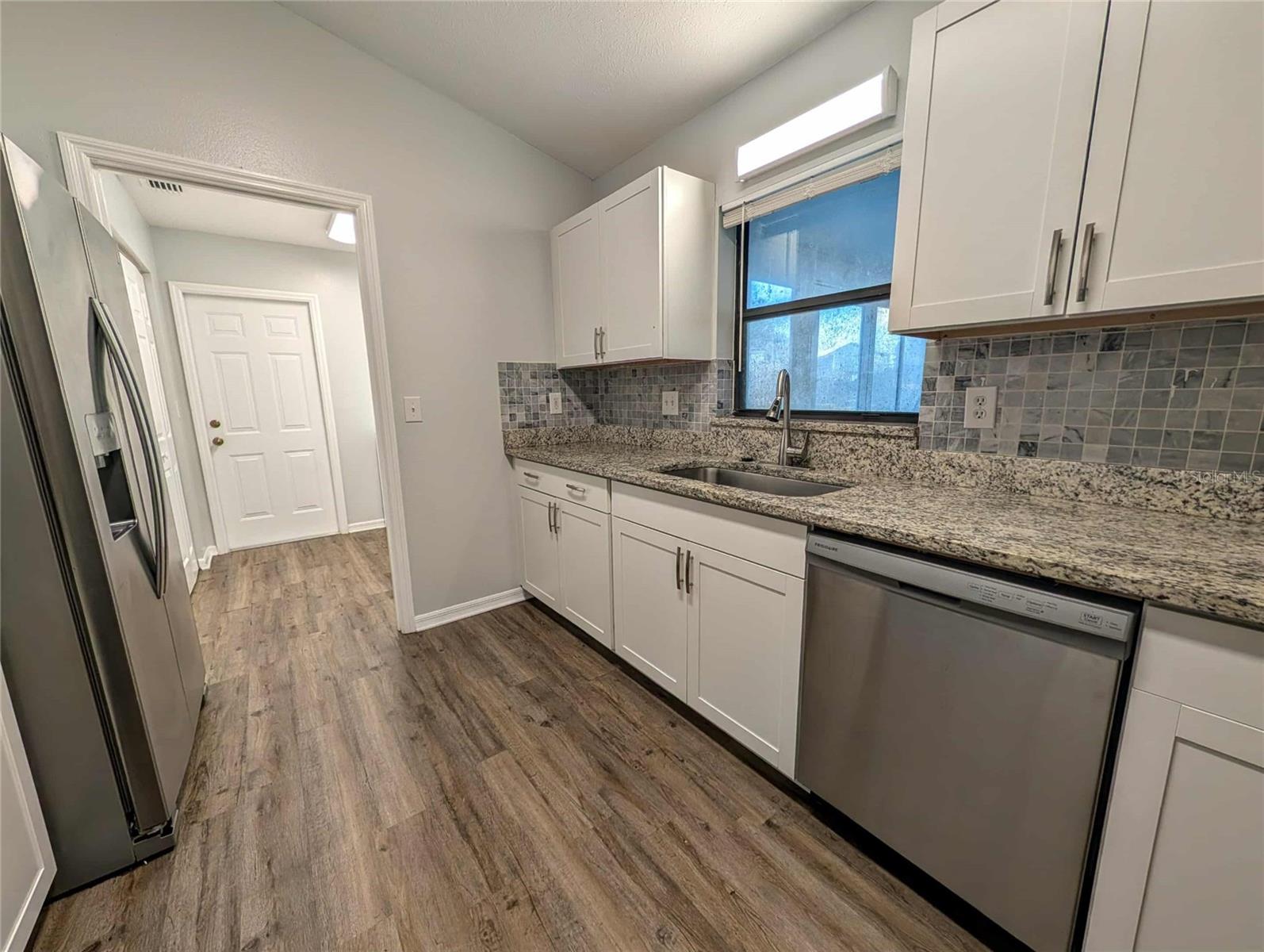 Image 13 of 30 For 1511 Shorewood Drive