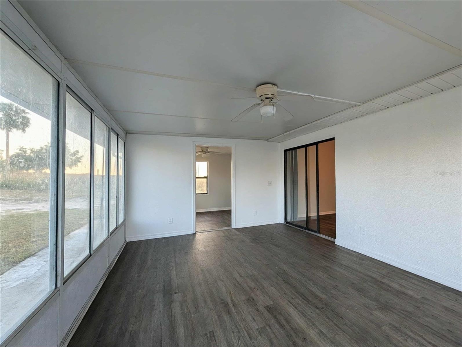 Image 26 of 30 For 1511 Shorewood Drive