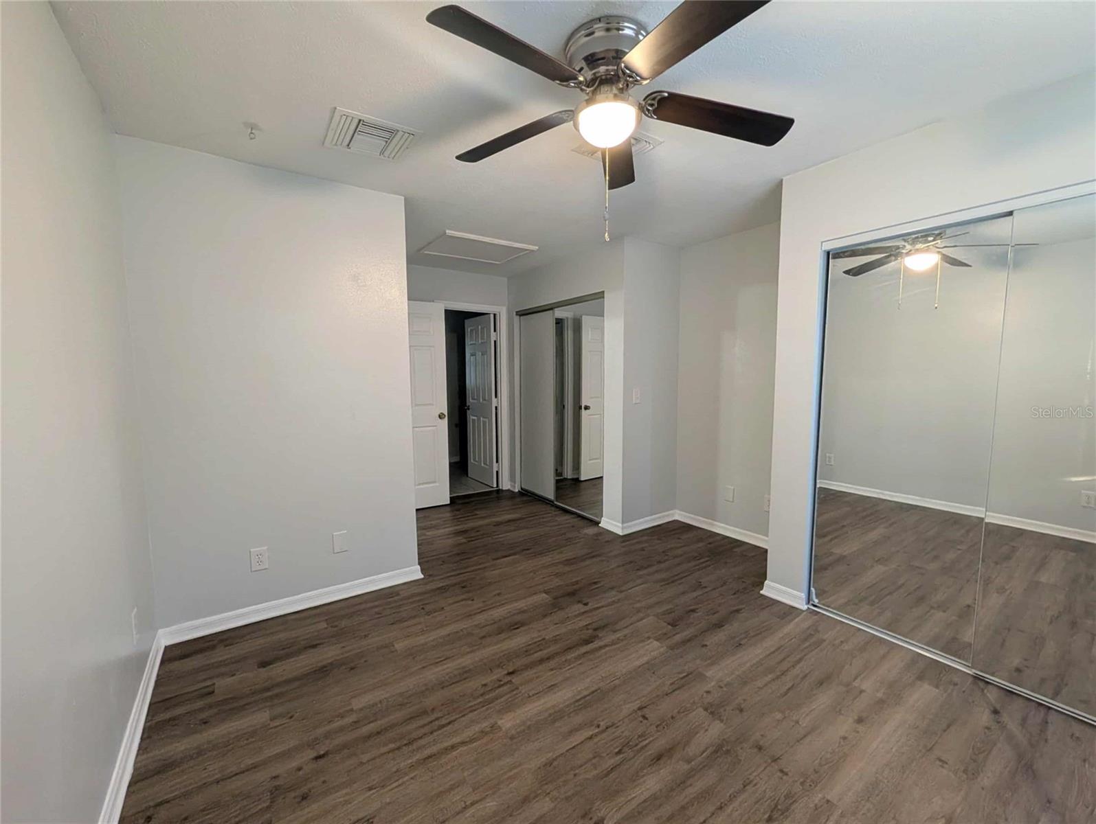 Image 7 of 30 For 1511 Shorewood Drive