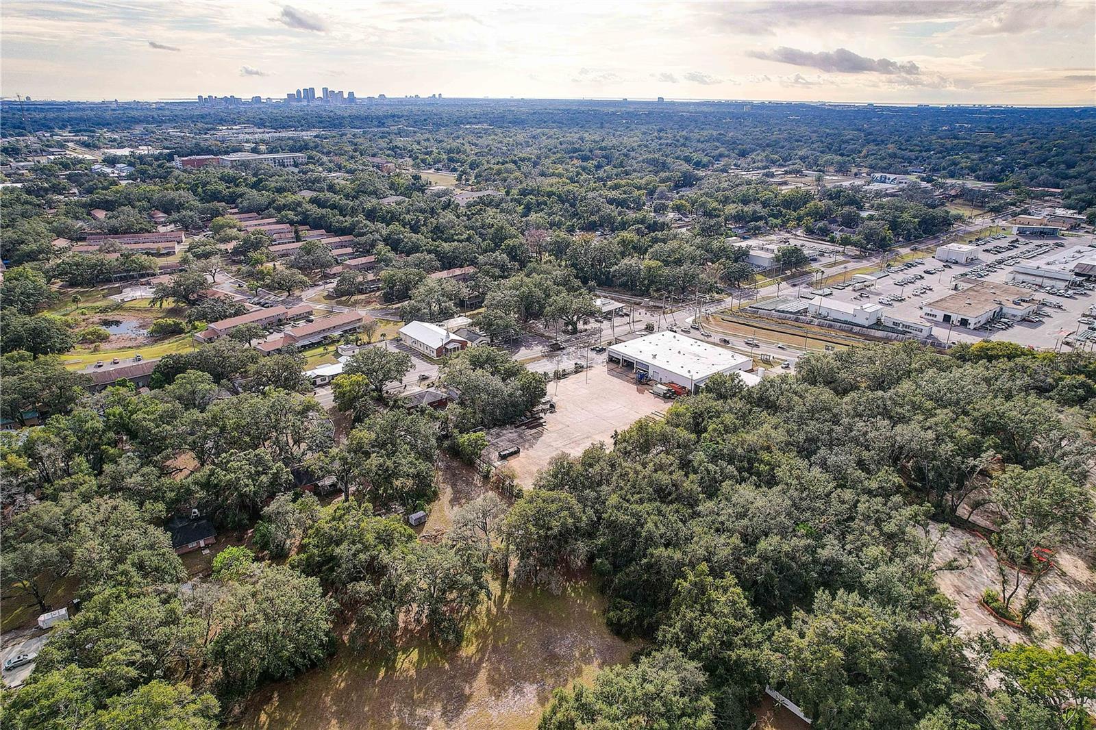 Image 15 of 17 For 6905 & 6907 Rowlett Park Drive