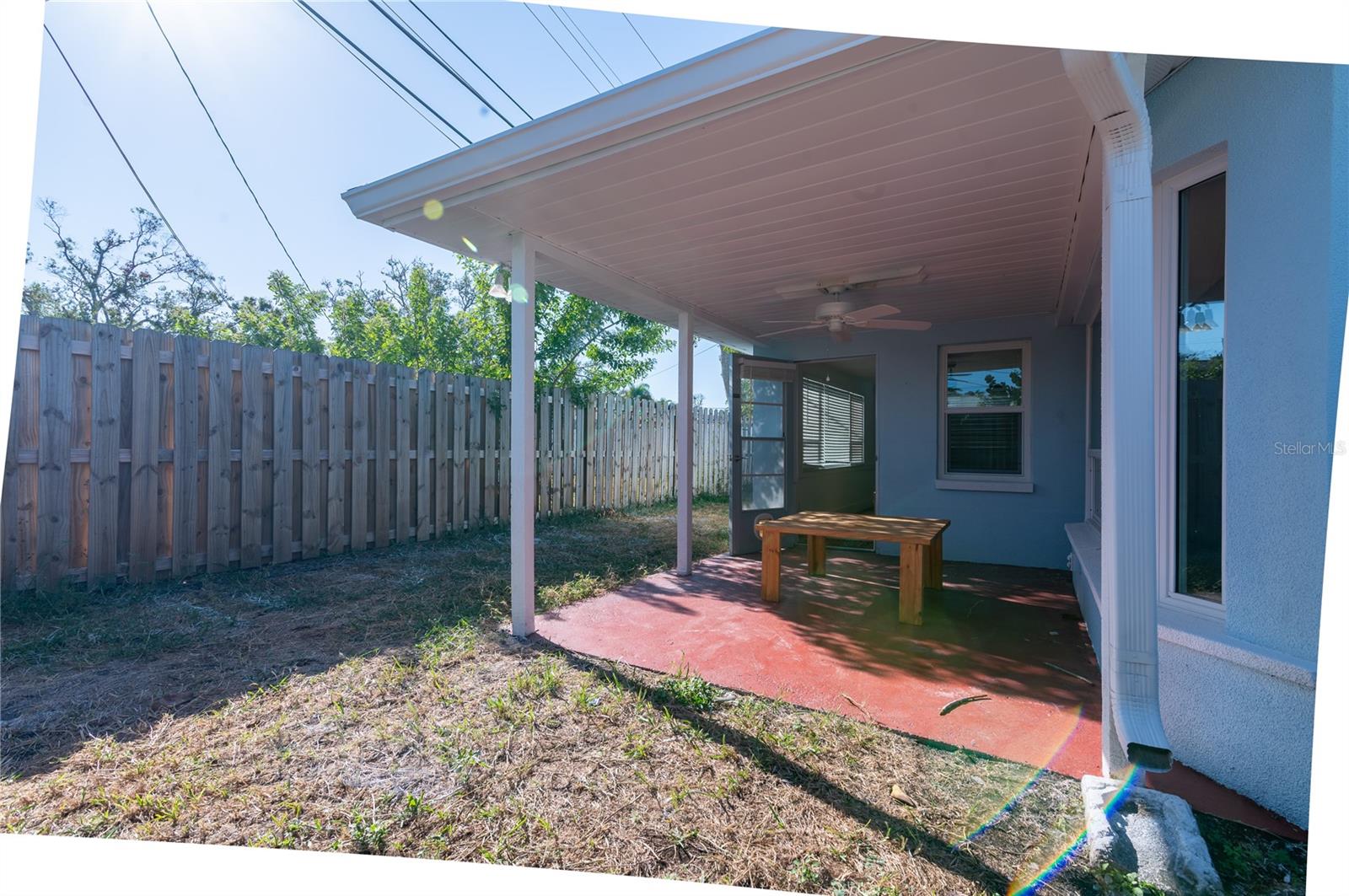 Image 30 of 32 For 1897 Dolphin Boulevard S