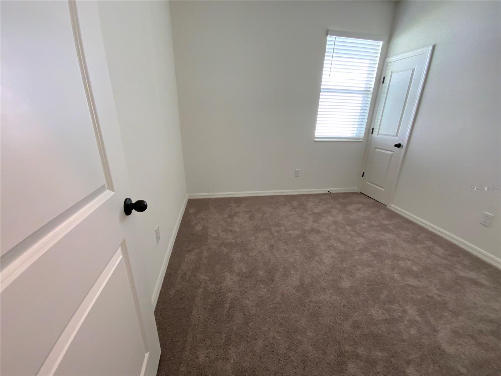 Image 11 of 23 For 10355 Honeysuckle Vine Circle