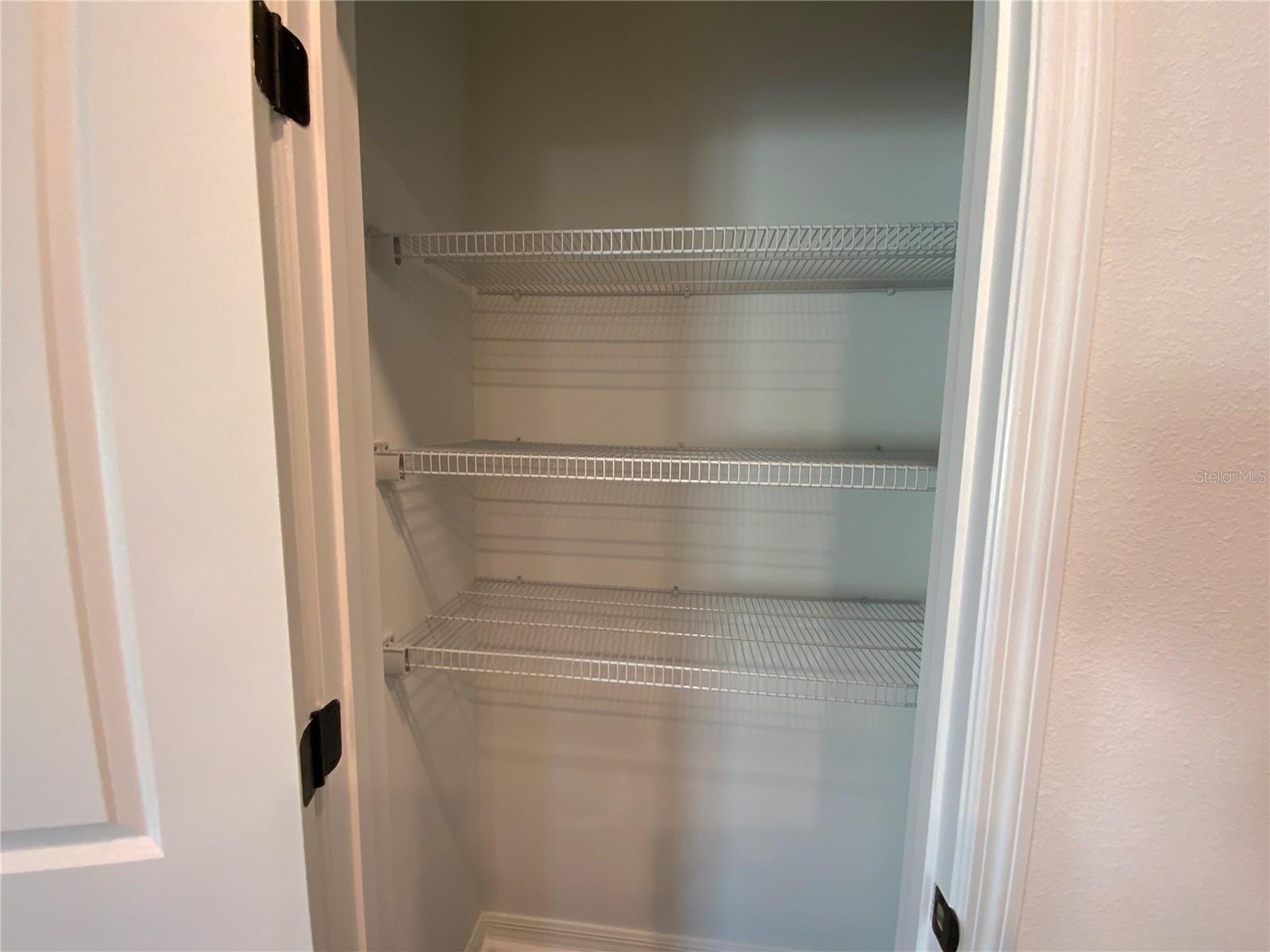 Image 18 of 23 For 10355 Honeysuckle Vine Circle