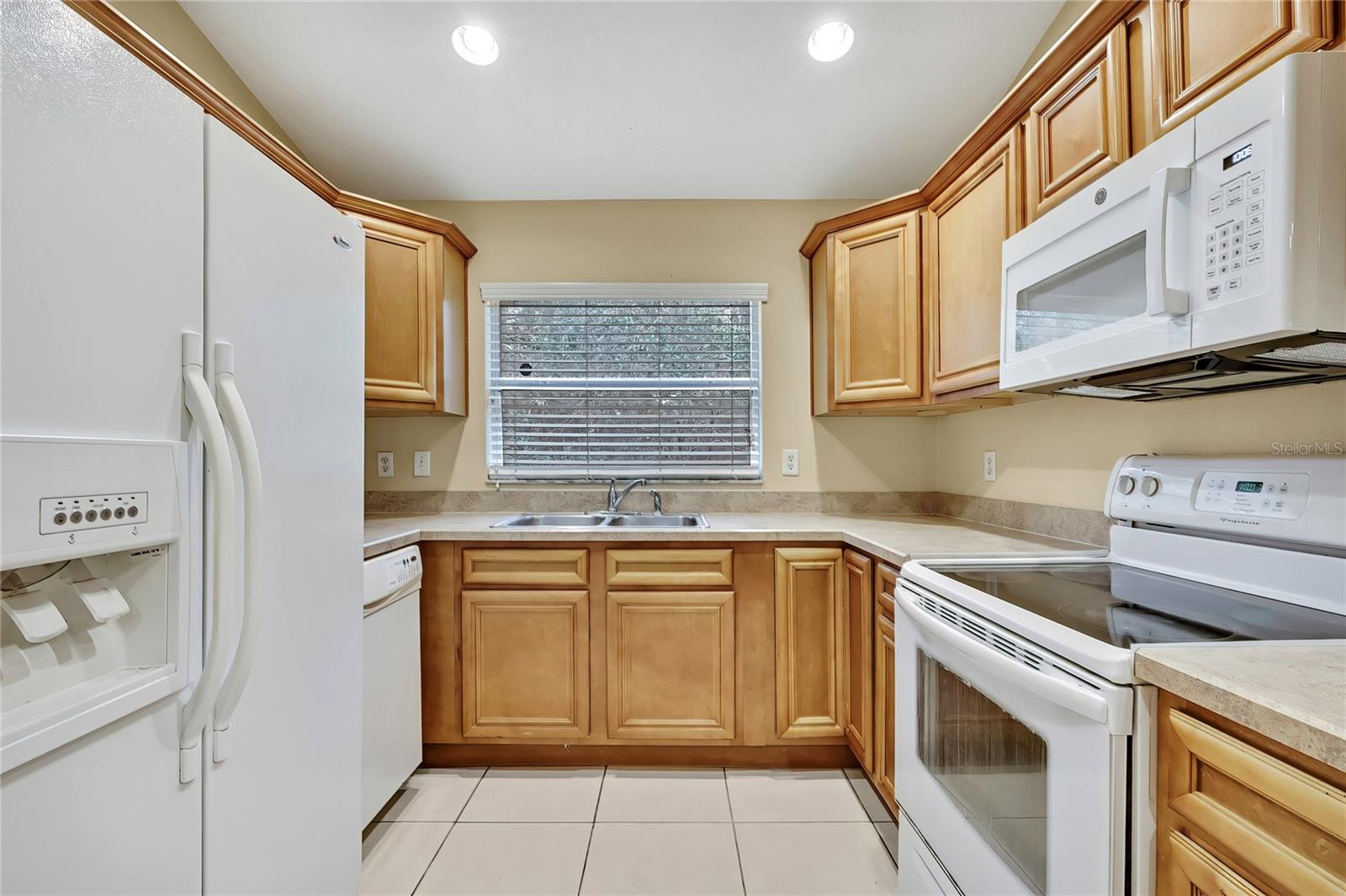 Image 16 of 41 For 1334 Godfrey Avenue