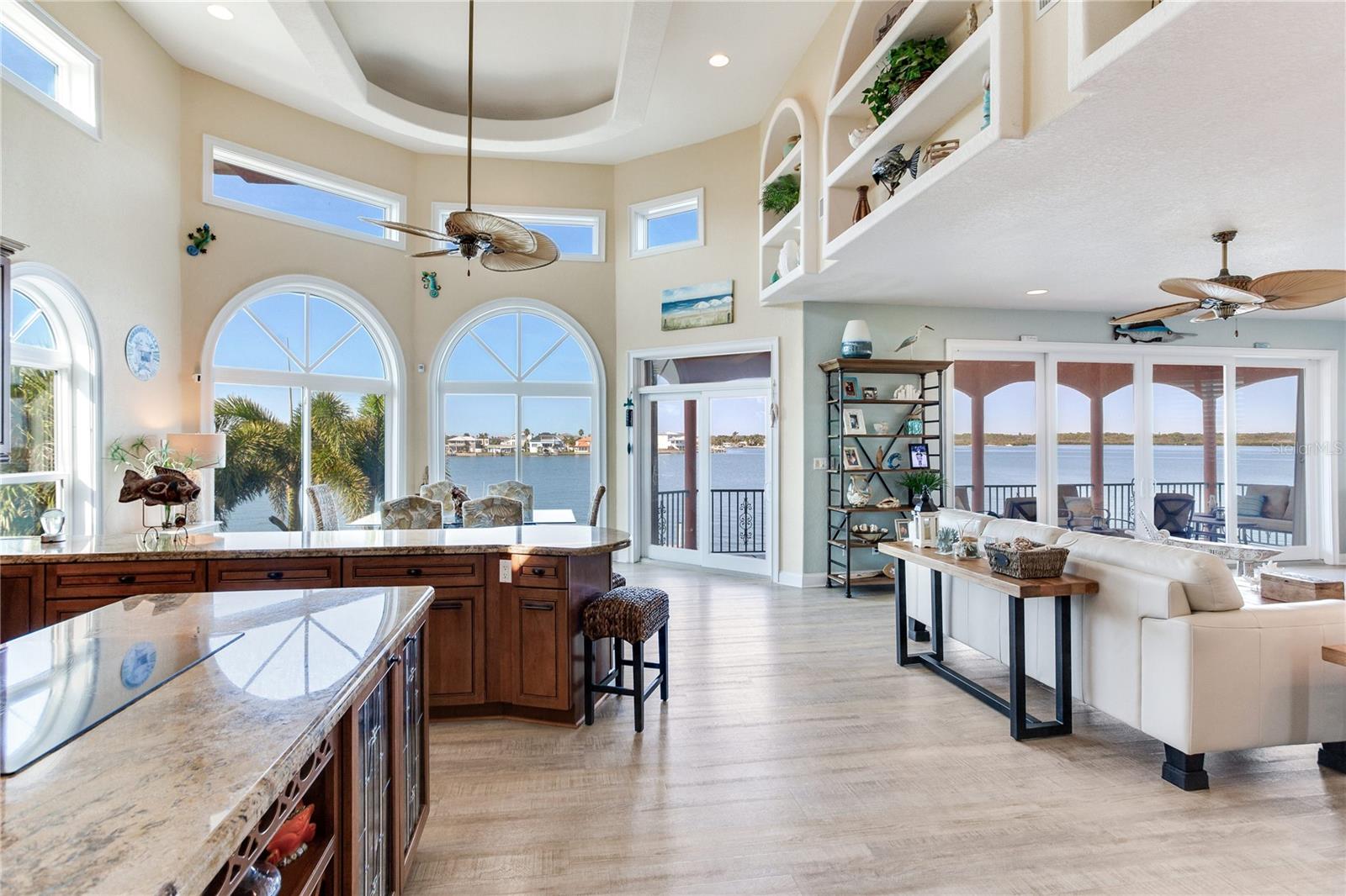 Image 12 of 93 For 16480 Redington Drive