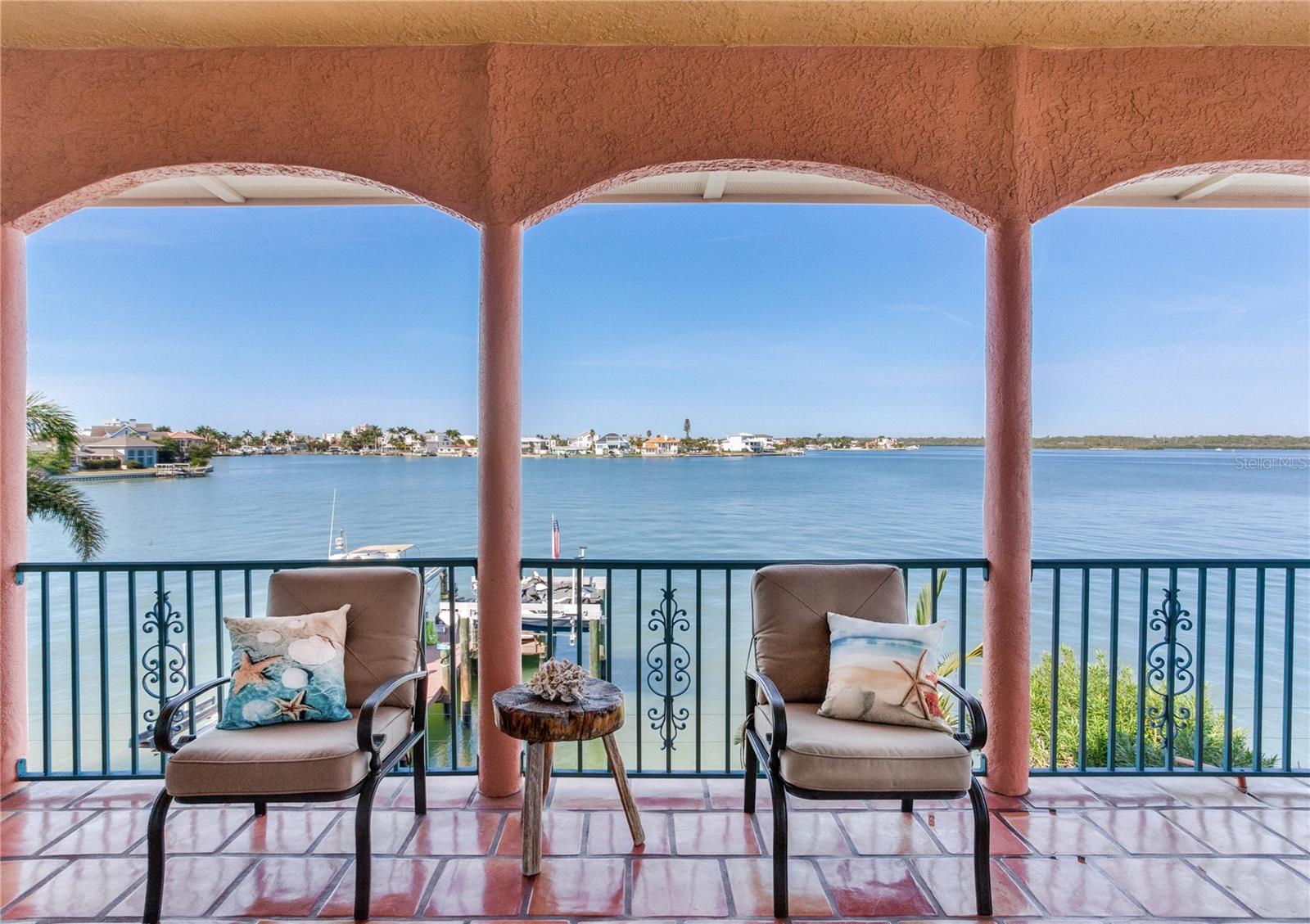 Image 23 of 93 For 16480 Redington Drive