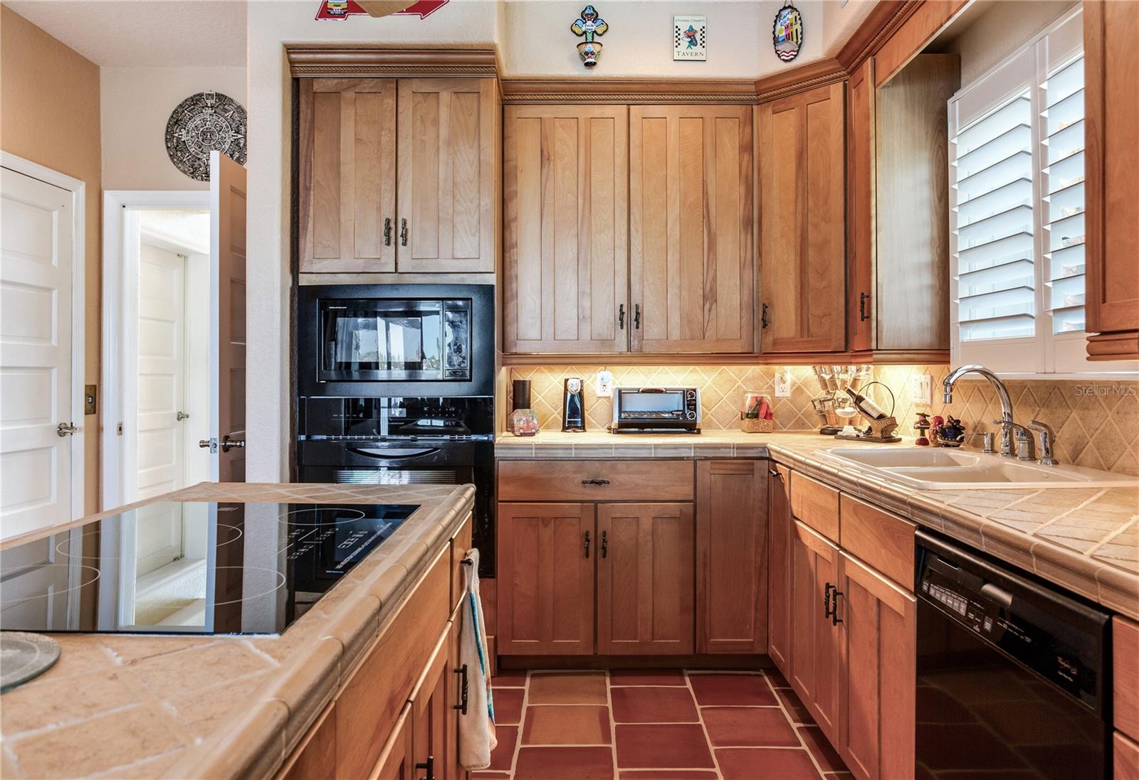 Image 46 of 93 For 16480 Redington Drive