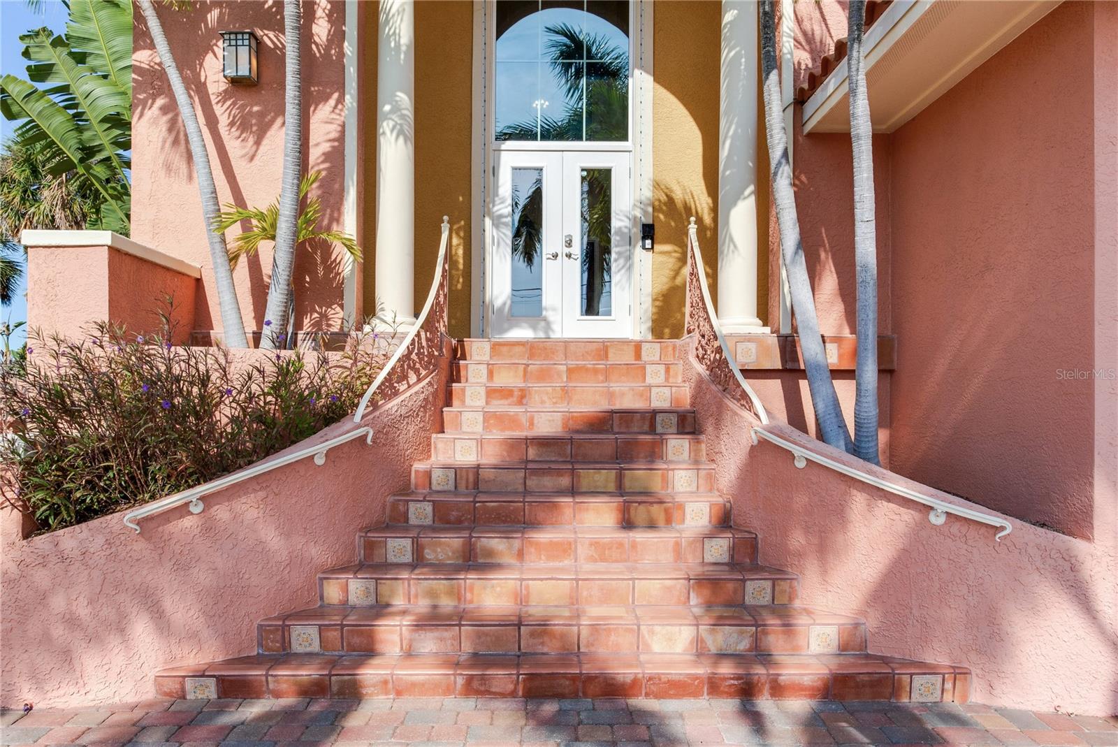 Image 6 of 93 For 16480 Redington Drive