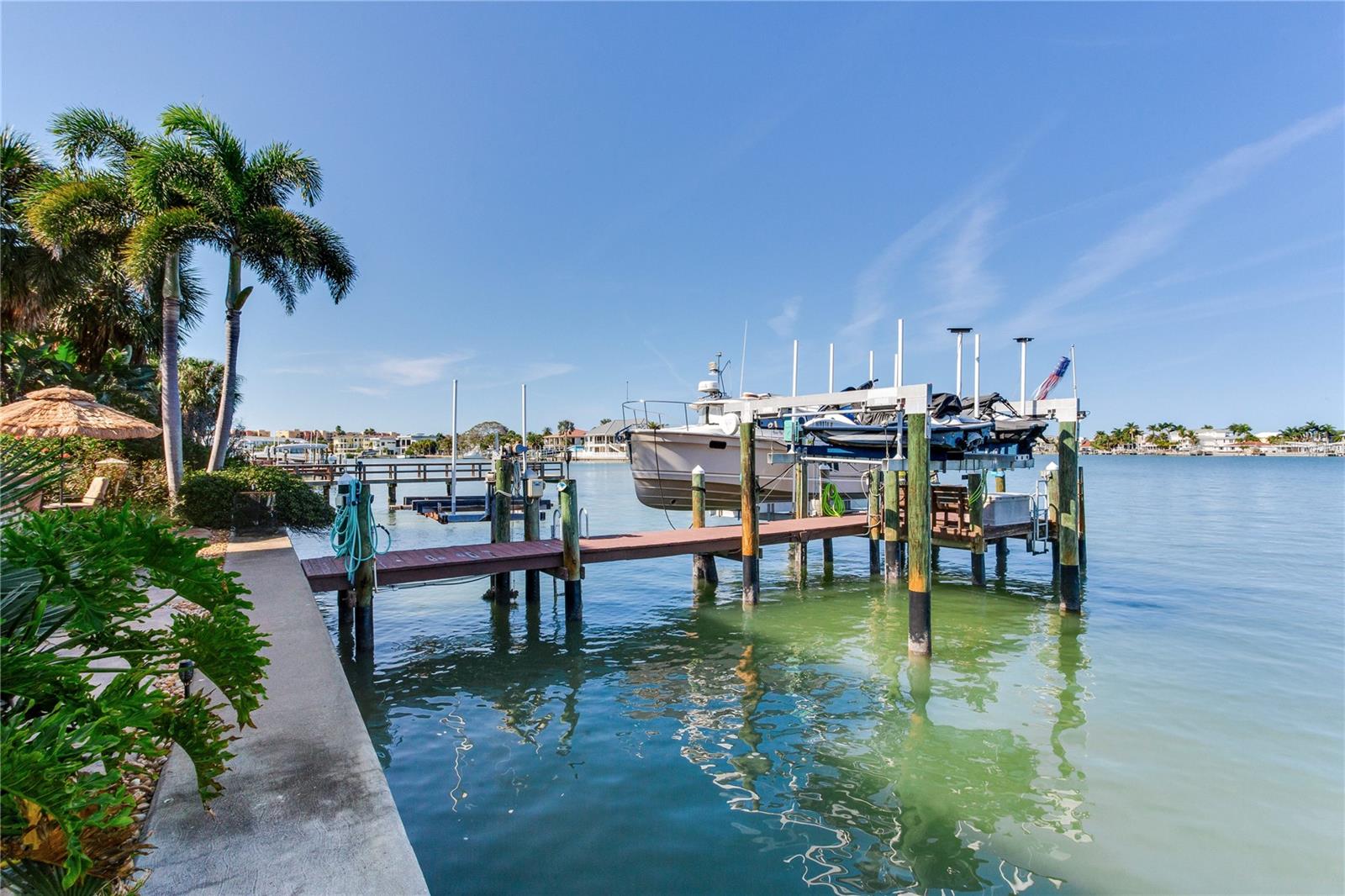 Image 76 of 93 For 16480 Redington Drive