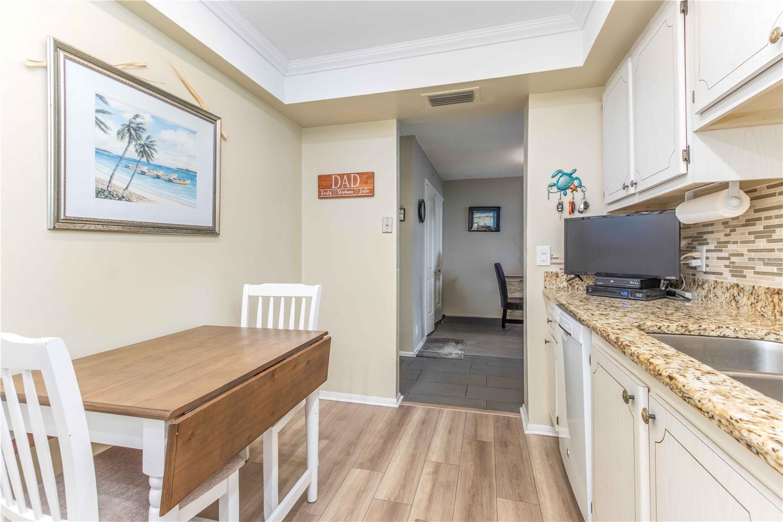 Image 13 of 70 For 255 Dolphin Point 803