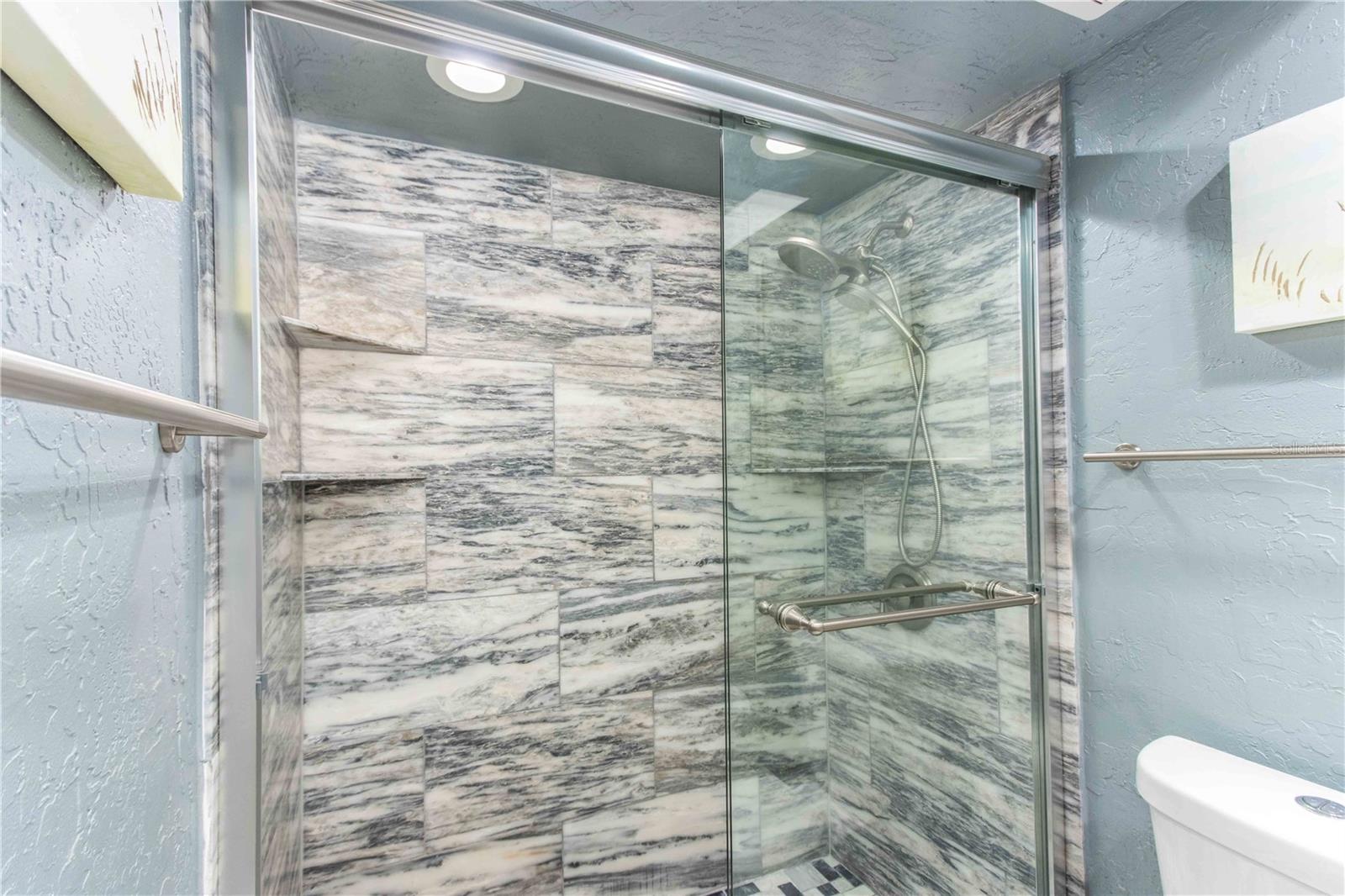 Image 22 of 70 For 255 Dolphin Point 803