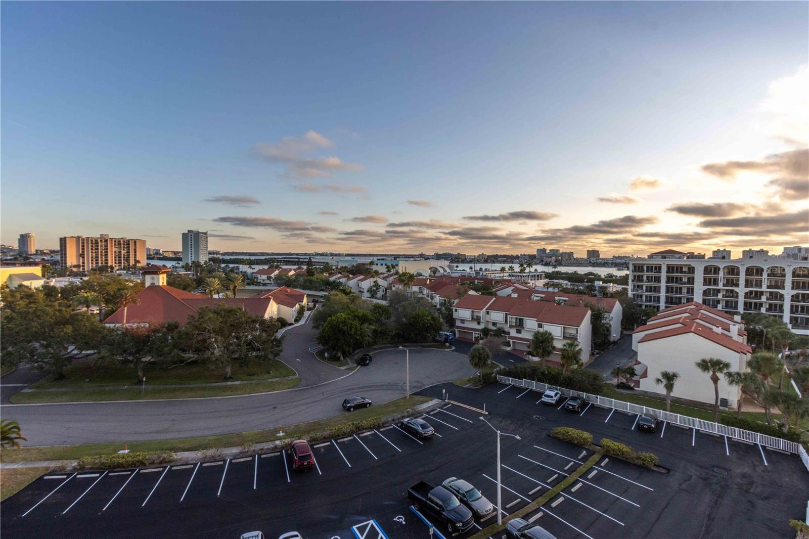 Image 26 of 70 For 255 Dolphin Point 803