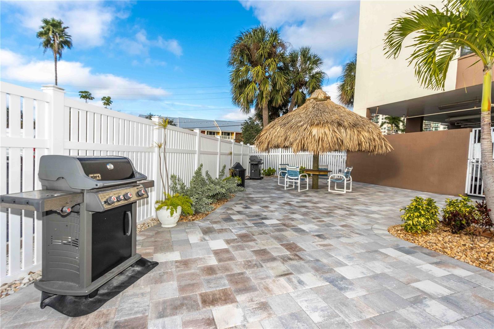 Image 46 of 70 For 255 Dolphin Point 803