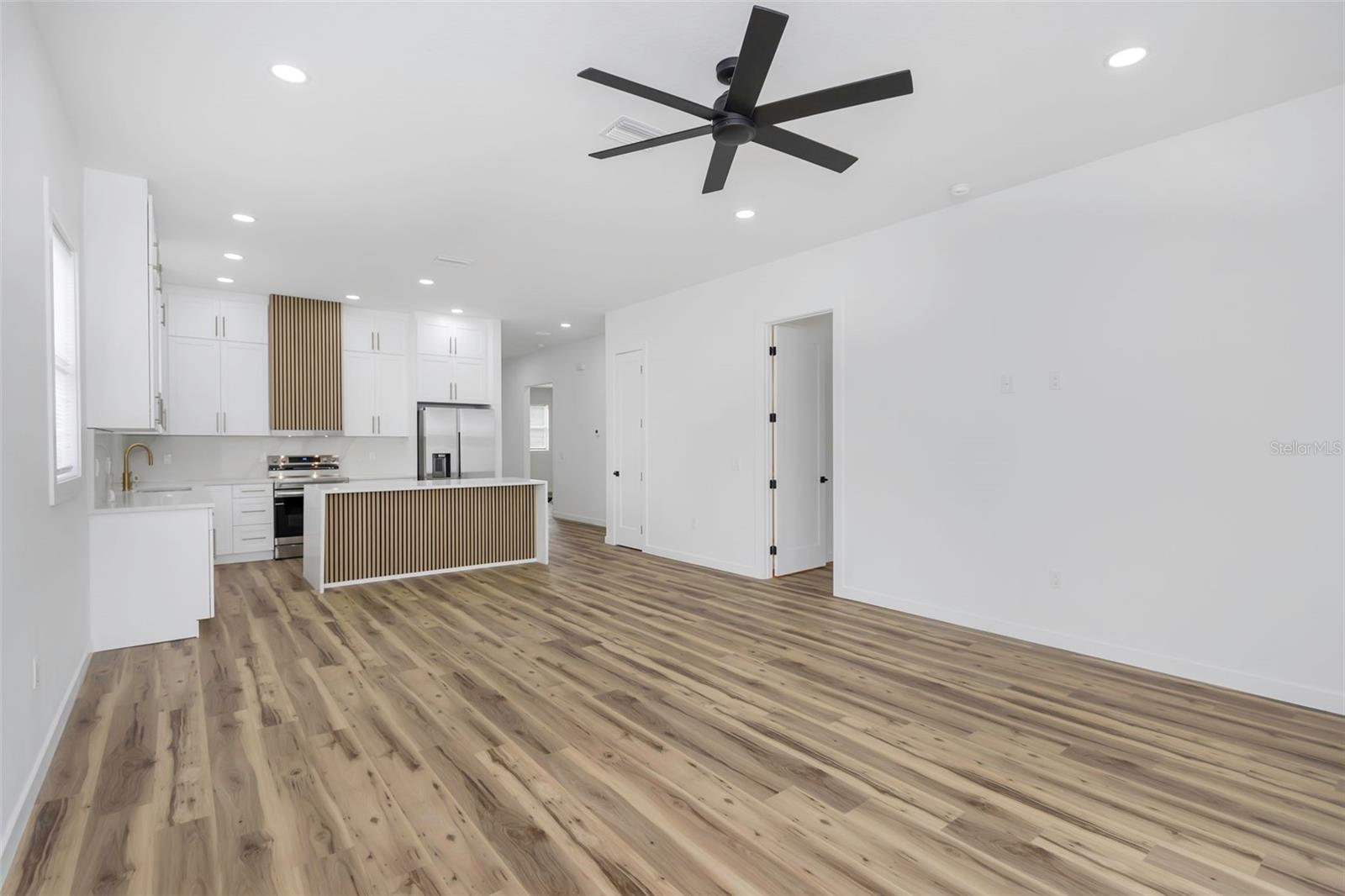 Image 3 of 47 For 1008 Hawkins Street