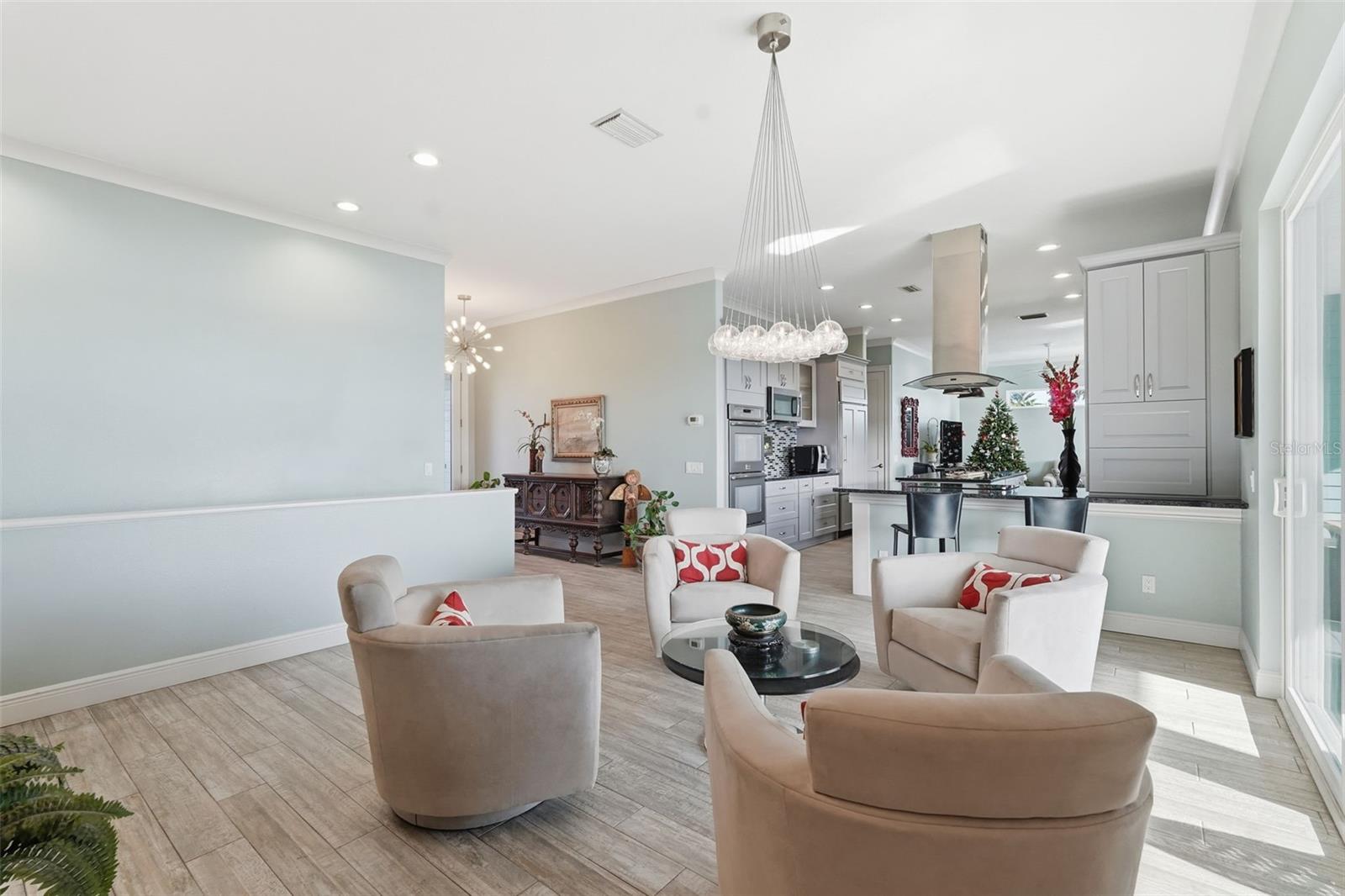 Image 13 of 60 For 401 Harbor Drive