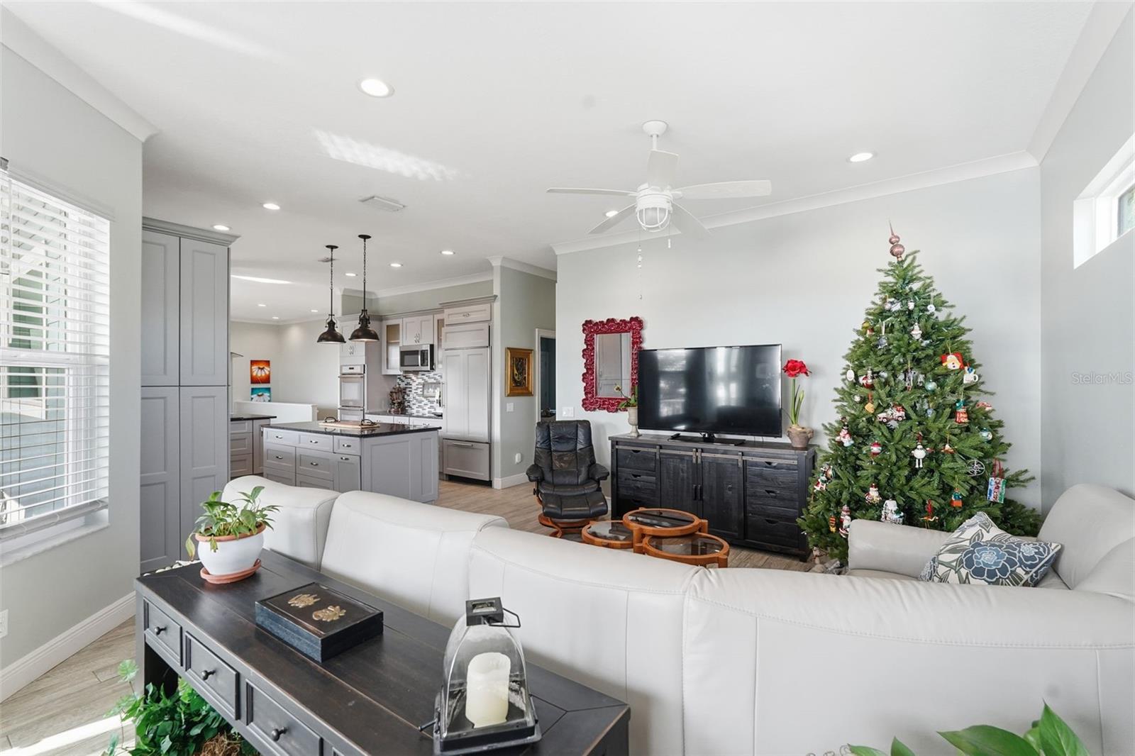 Image 23 of 60 For 401 Harbor Drive