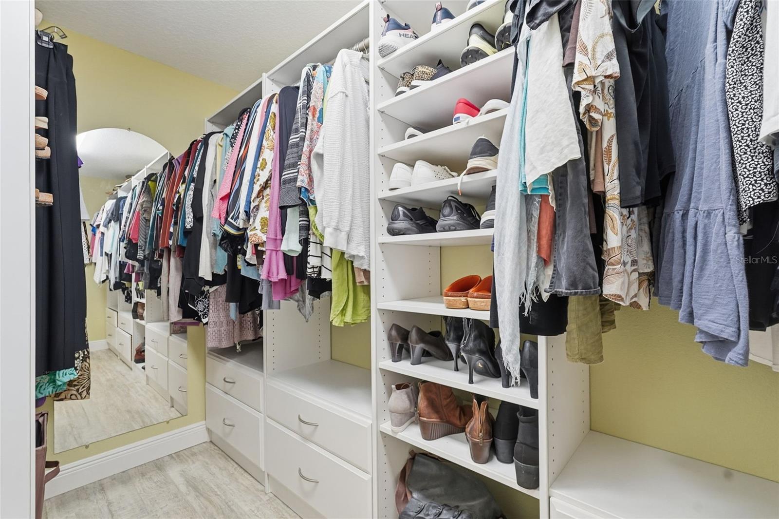 Image 28 of 60 For 401 Harbor Drive