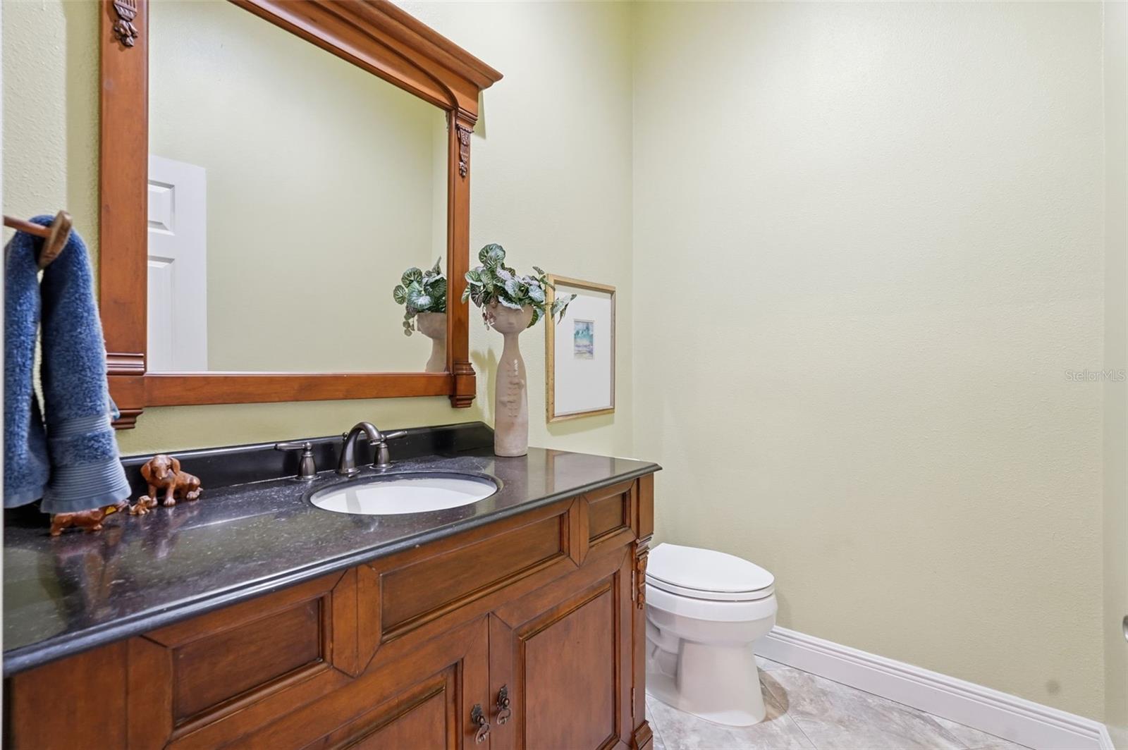 Image 34 of 60 For 401 Harbor Drive