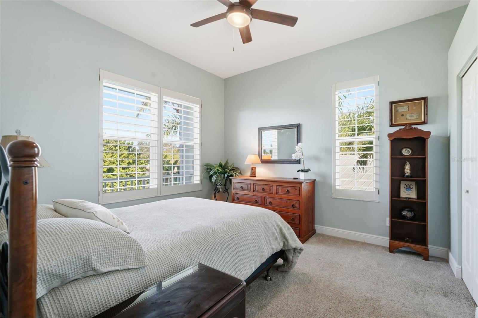 Image 38 of 60 For 401 Harbor Drive