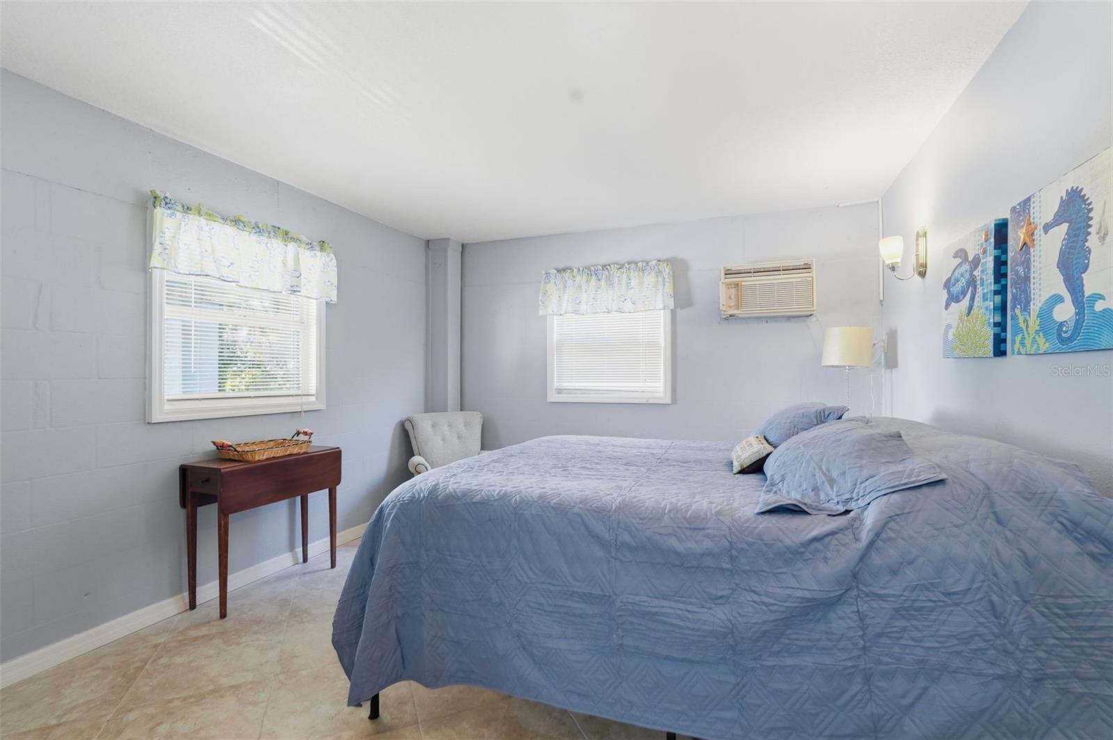 Image 41 of 60 For 401 Harbor Drive