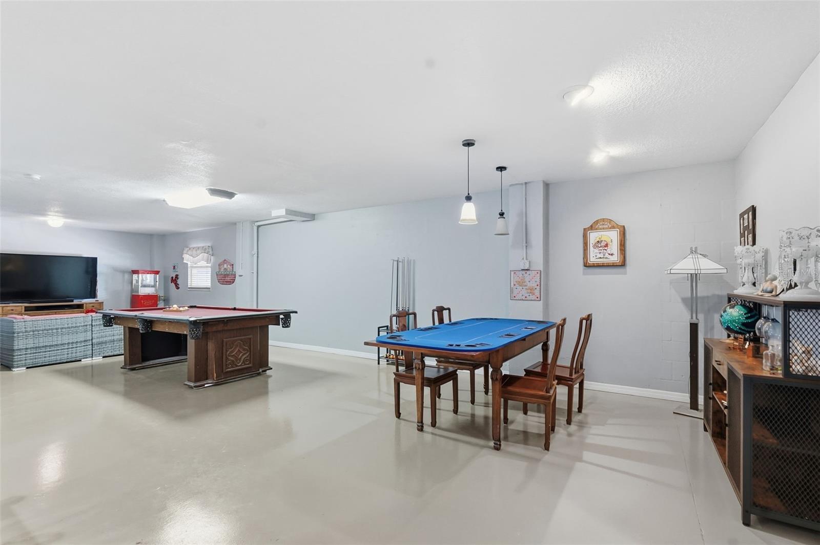 Image 43 of 60 For 401 Harbor Drive