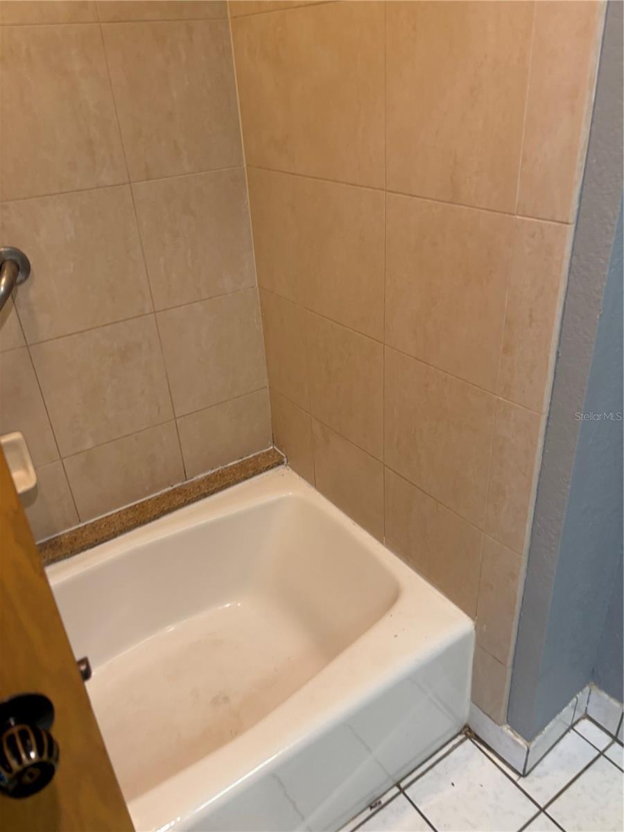 Image 17 of 24 For 36750 Us Highway 19 N 4-117