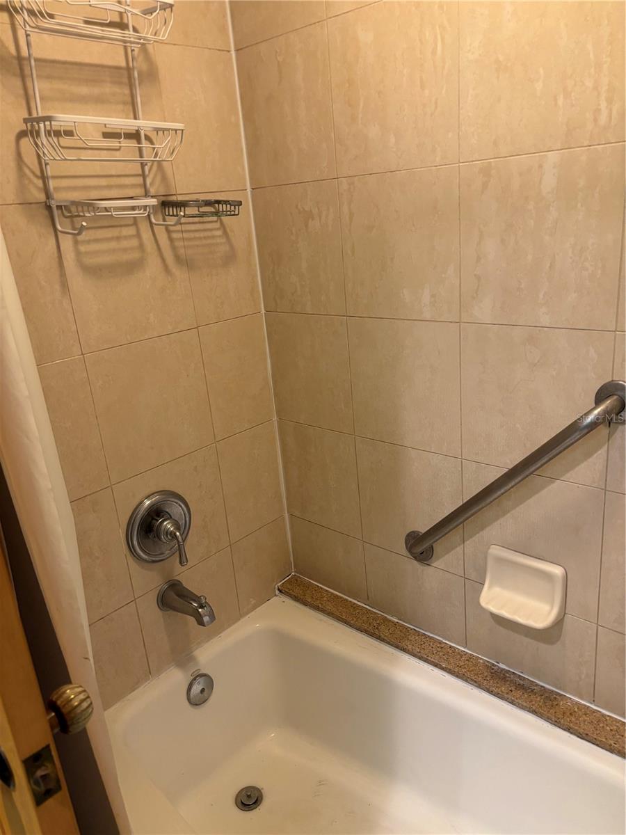 Image 18 of 24 For 36750 Us Highway 19 N 4-117