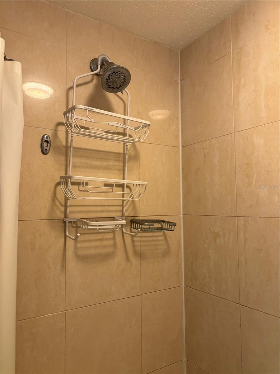 Image 19 of 24 For 36750 Us Highway 19 N 4-117