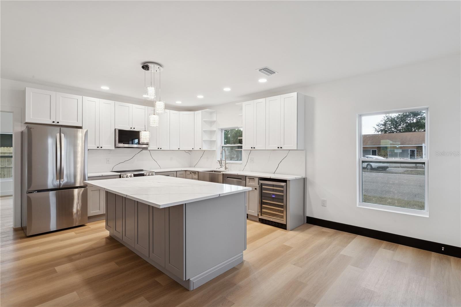 Image 17 of 50 For 1530 12th Avenue S