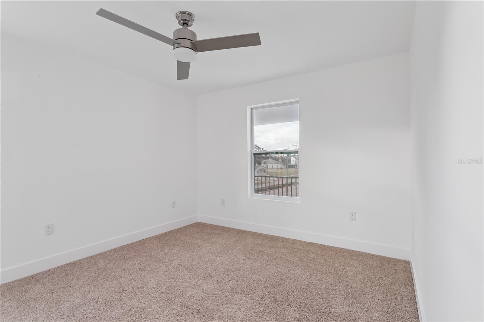 Image 39 of 50 For 1530 12th Avenue S