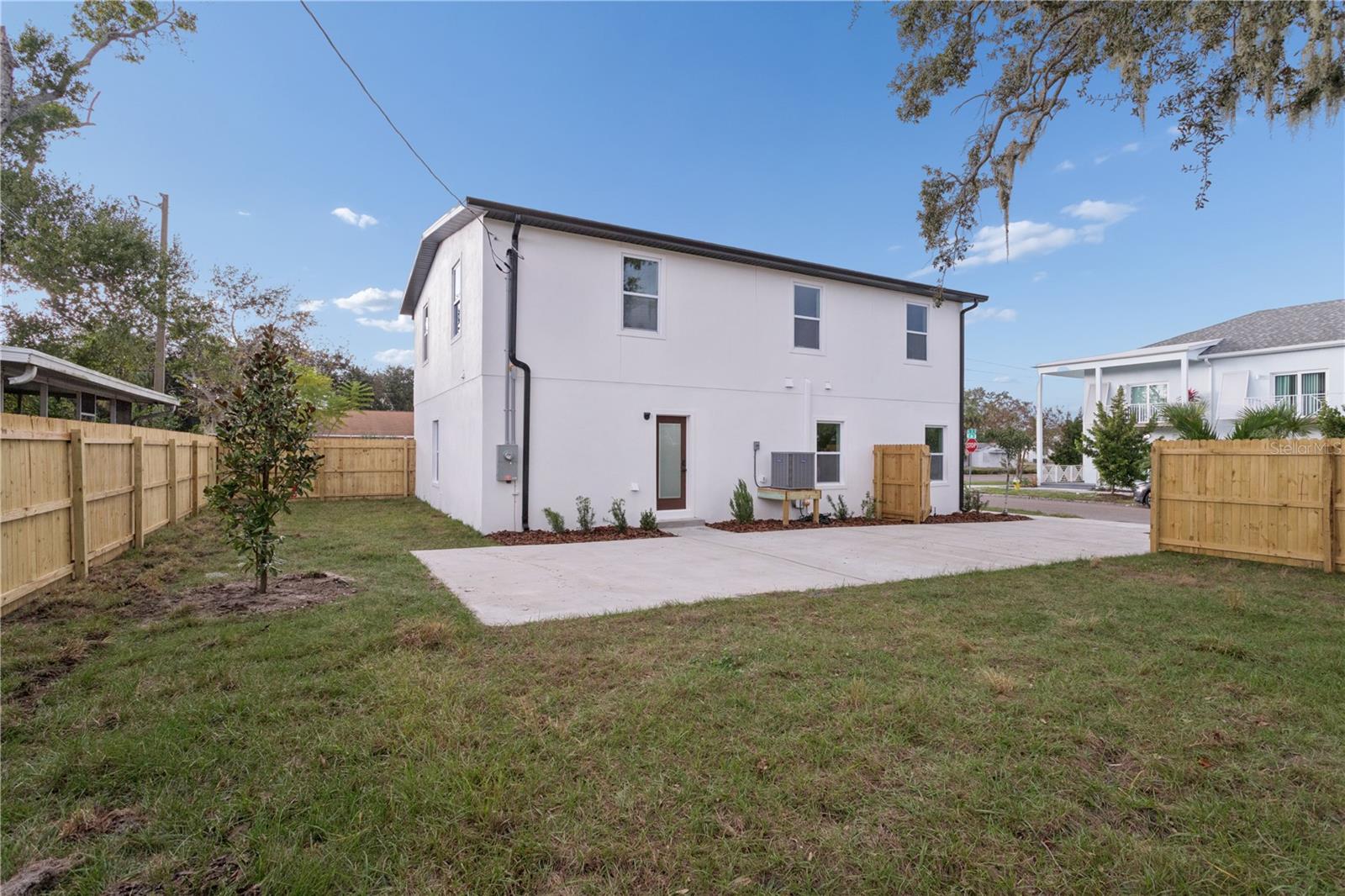 Image 43 of 50 For 1530 12th Avenue S