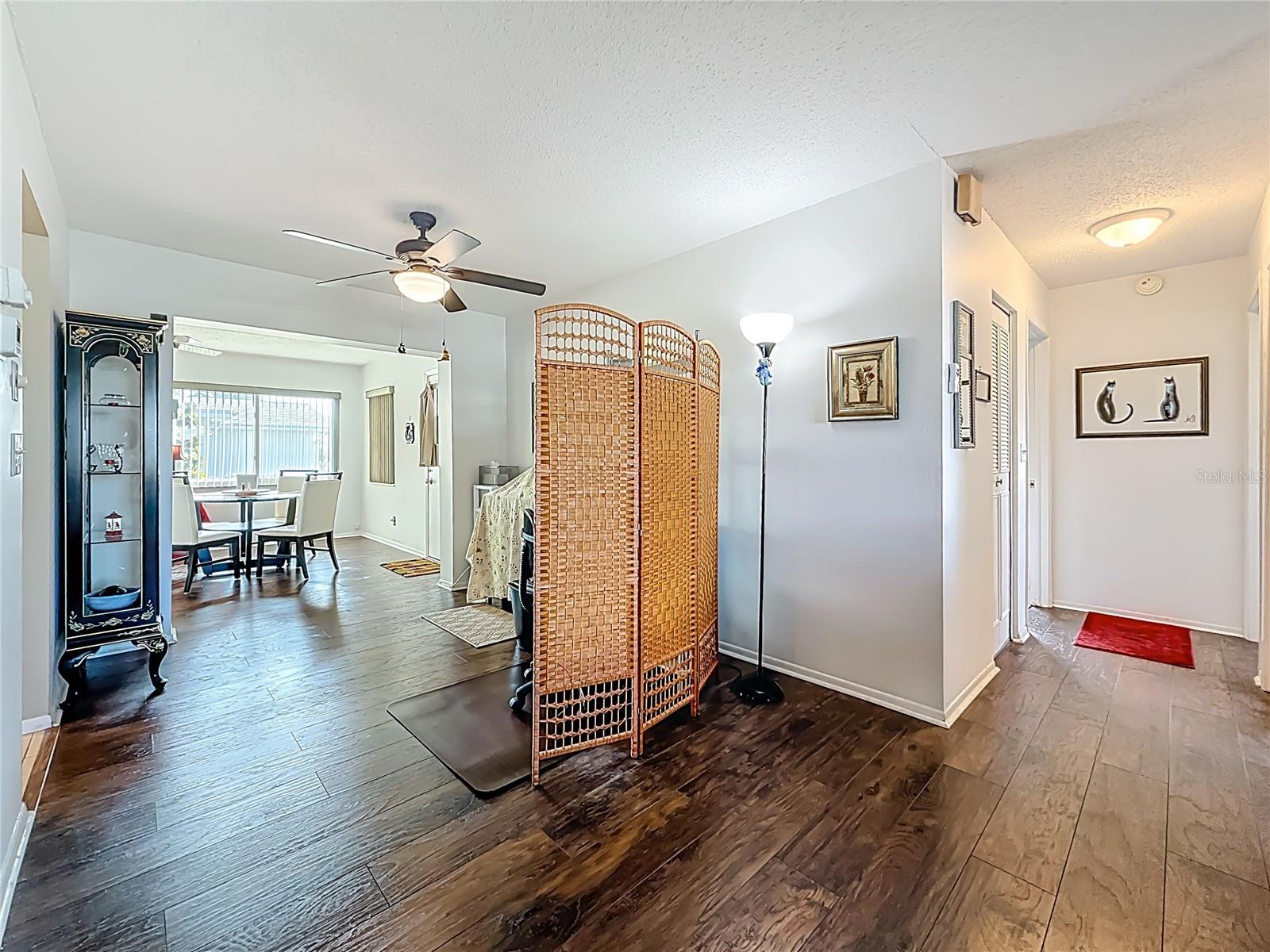 Image 10 of 45 For 9729 36th Way N 4