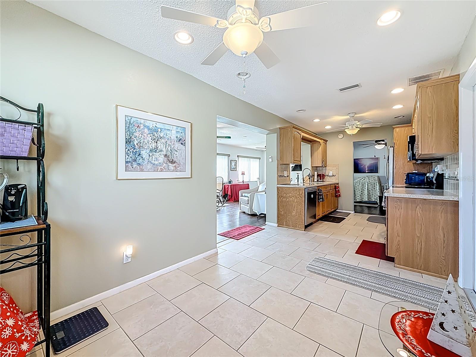 Image 16 of 45 For 9729 36th Way N 4