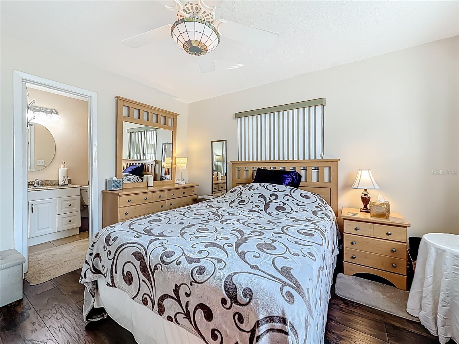 Image 21 of 45 For 9729 36th Way N 4