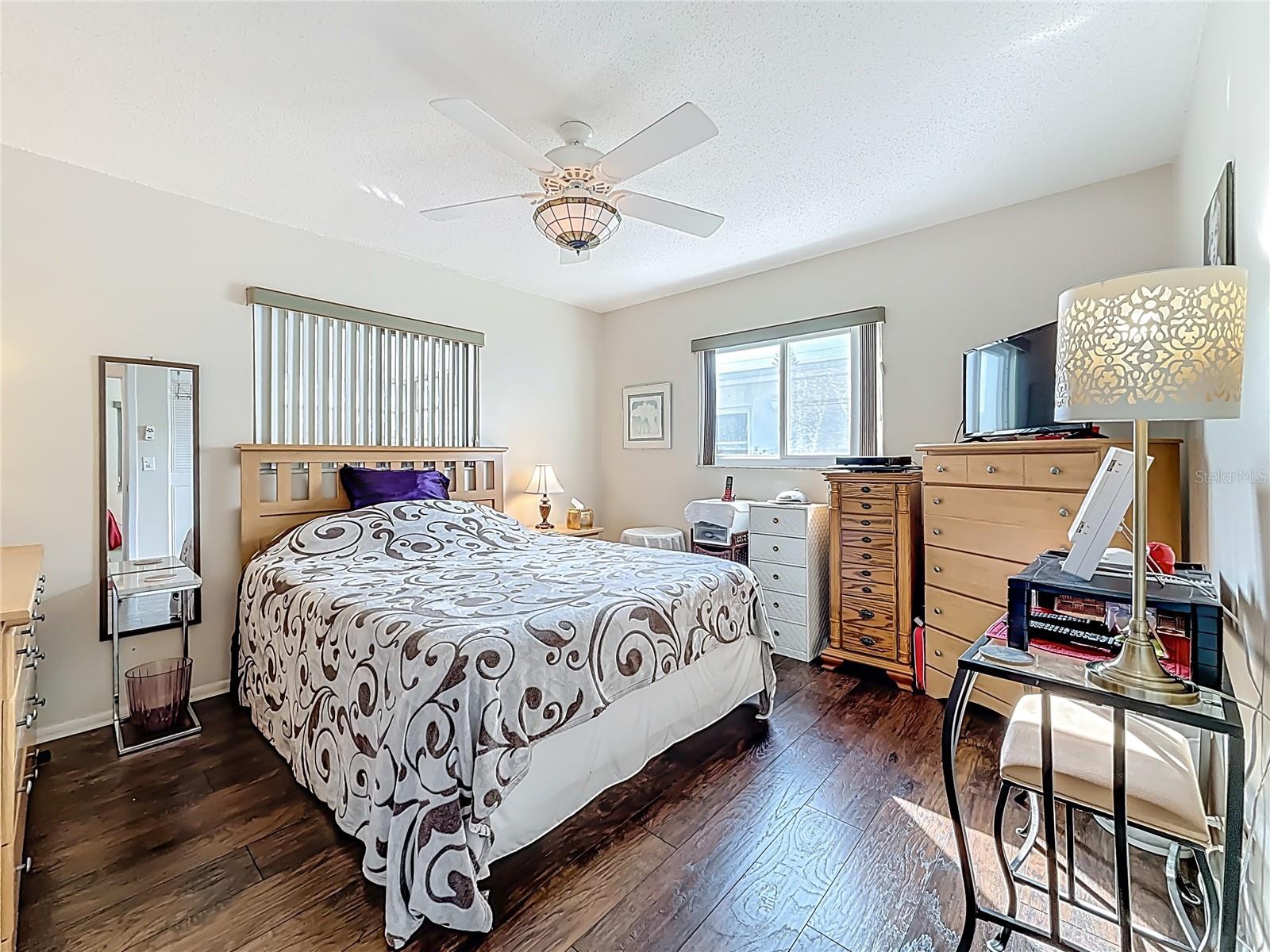 Image 23 of 45 For 9729 36th Way N 4